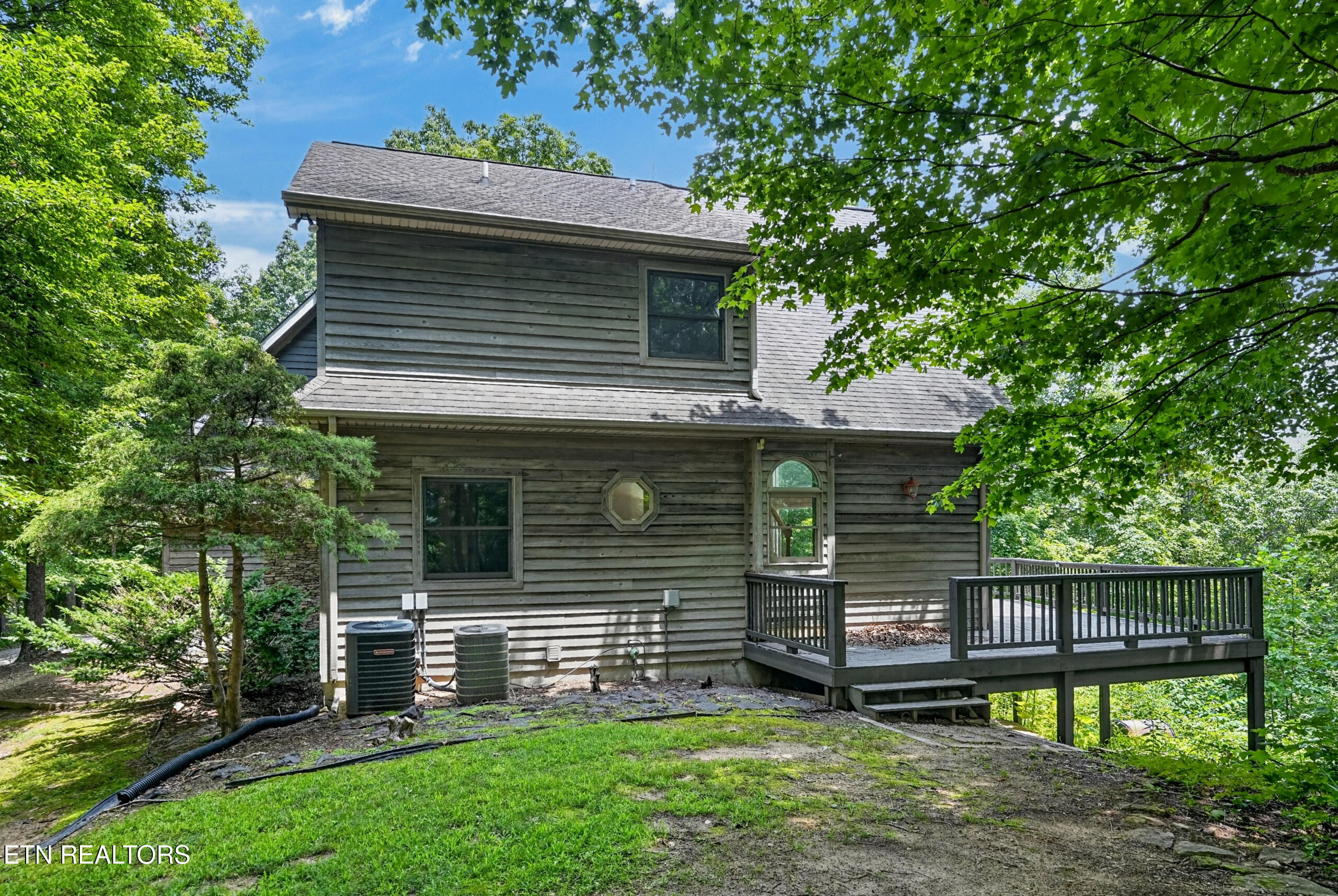 2946 Pen Hook Road Monterey TN 38574
