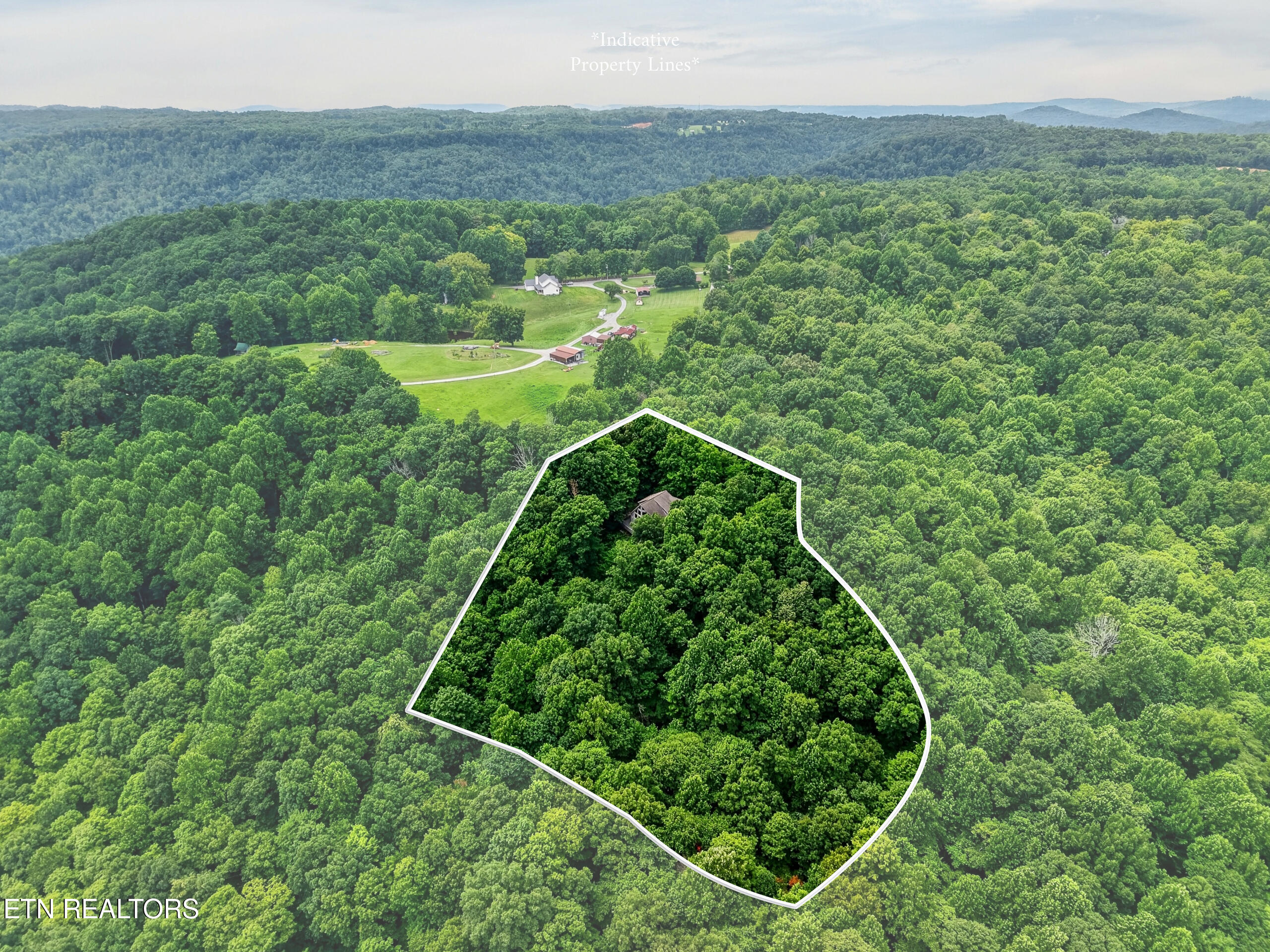 2946 Pen Hook Road Monterey TN 38574