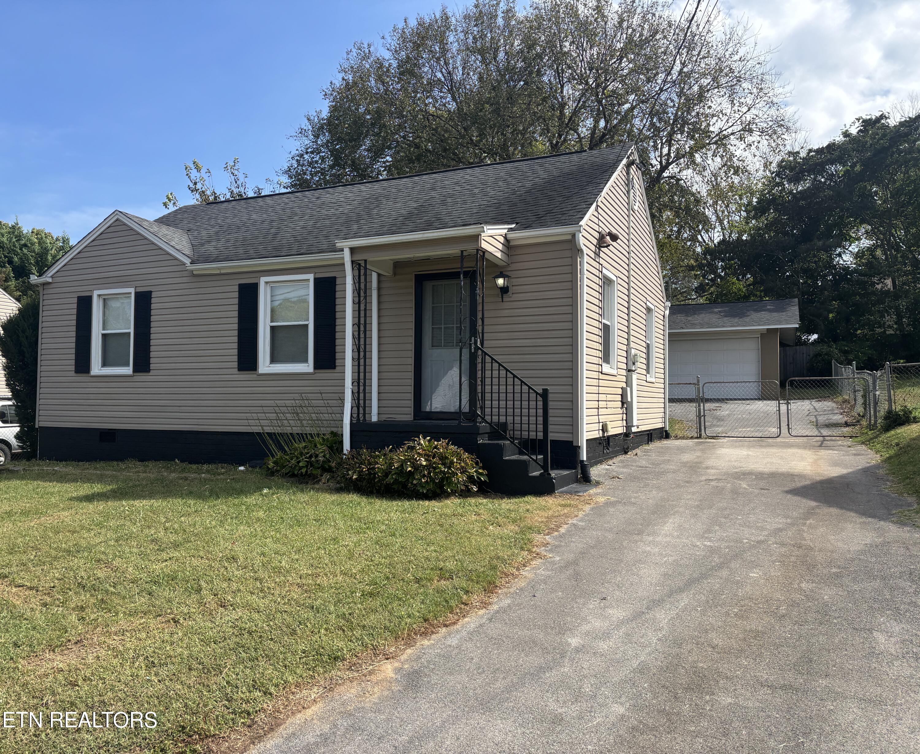 3410 Feathers Street Knoxville TN 37920