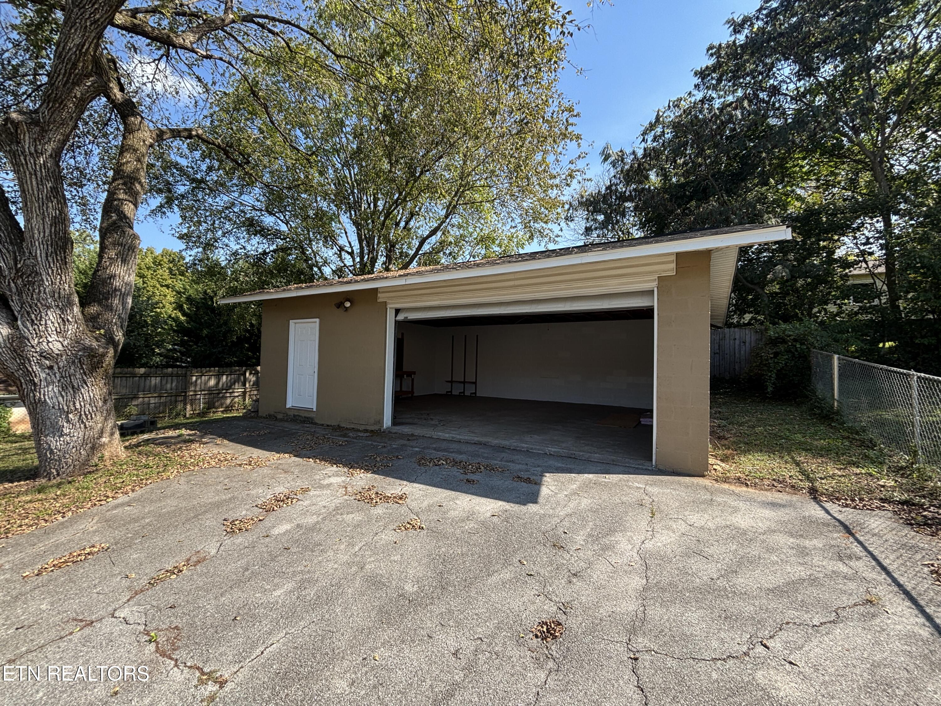 3410 Feathers Street Knoxville TN 37920