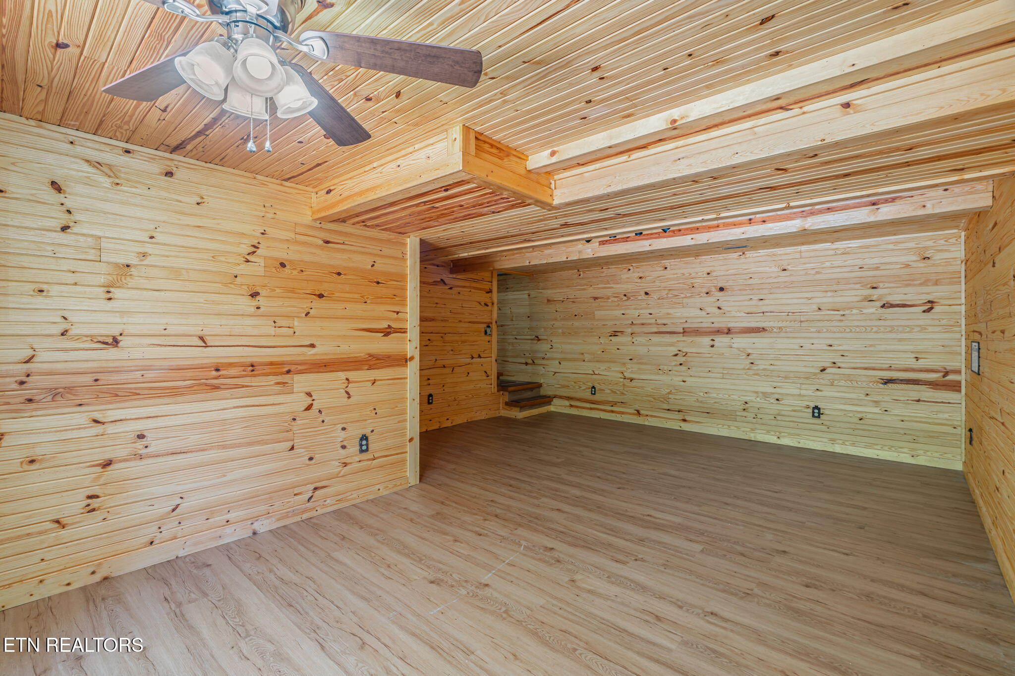 1732 Ed Huff Circle Sevierville TN 37876