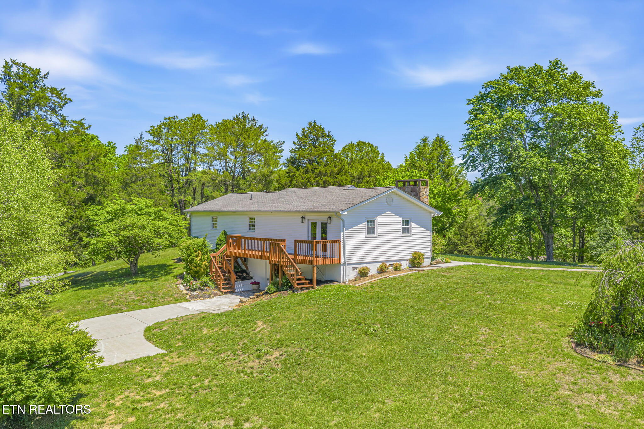 1732 Ed Huff Circle Sevierville TN 37876