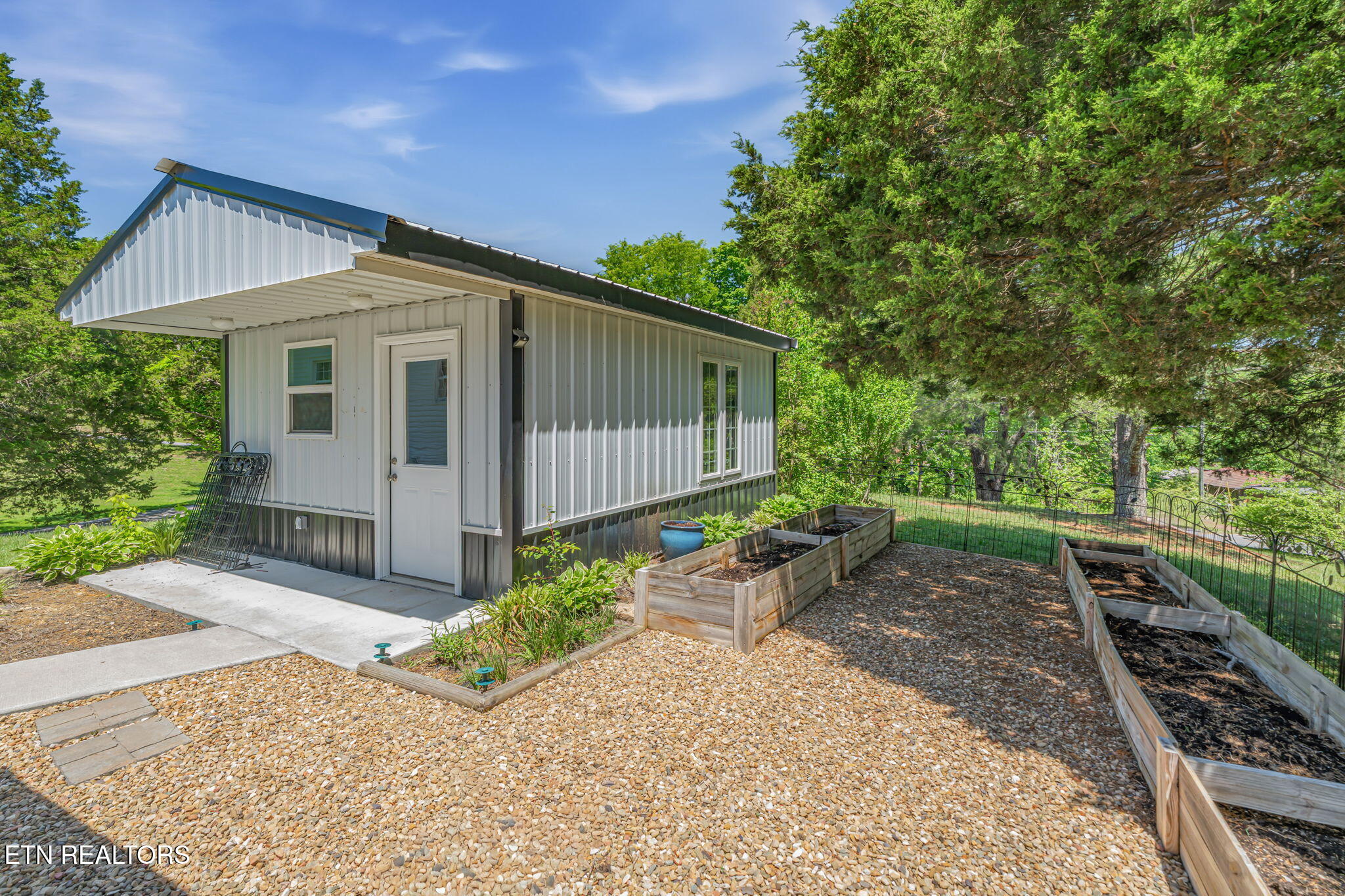 1732 Ed Huff Circle Sevierville TN 37876