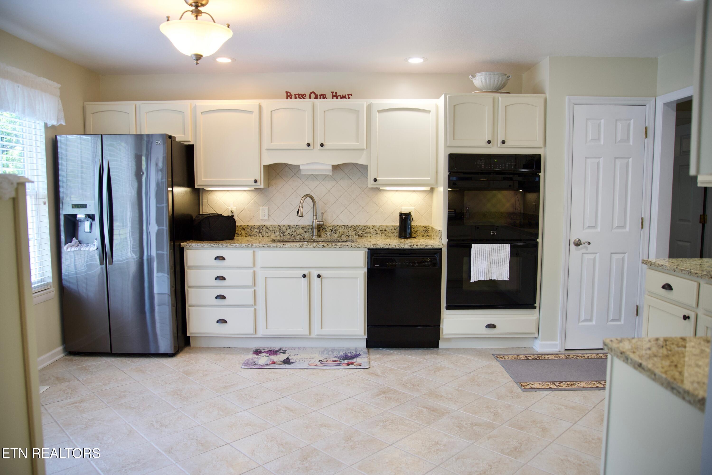 1542 Mandrell Drive Knoxville TN 37918
