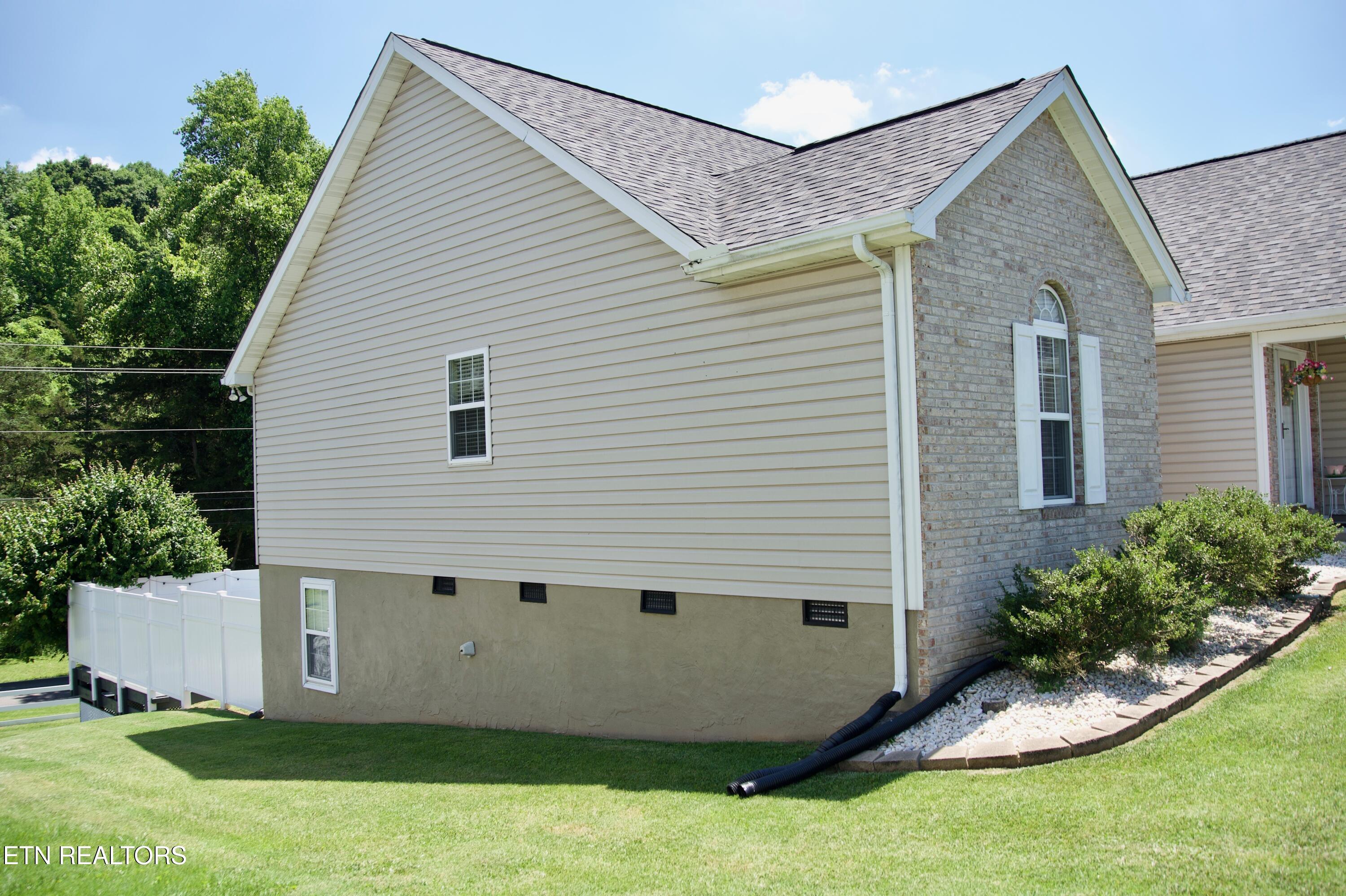 1542 Mandrell Drive Knoxville TN 37918