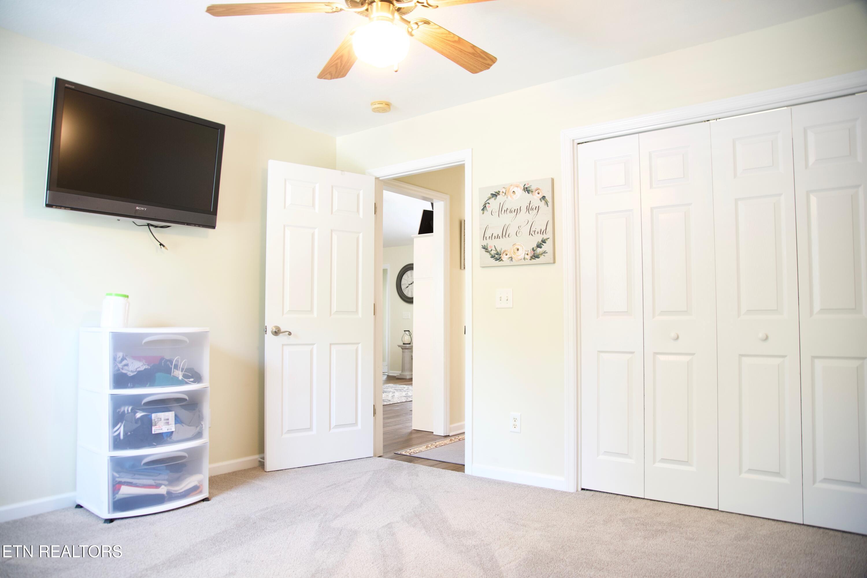 1542 Mandrell Drive Knoxville TN 37918