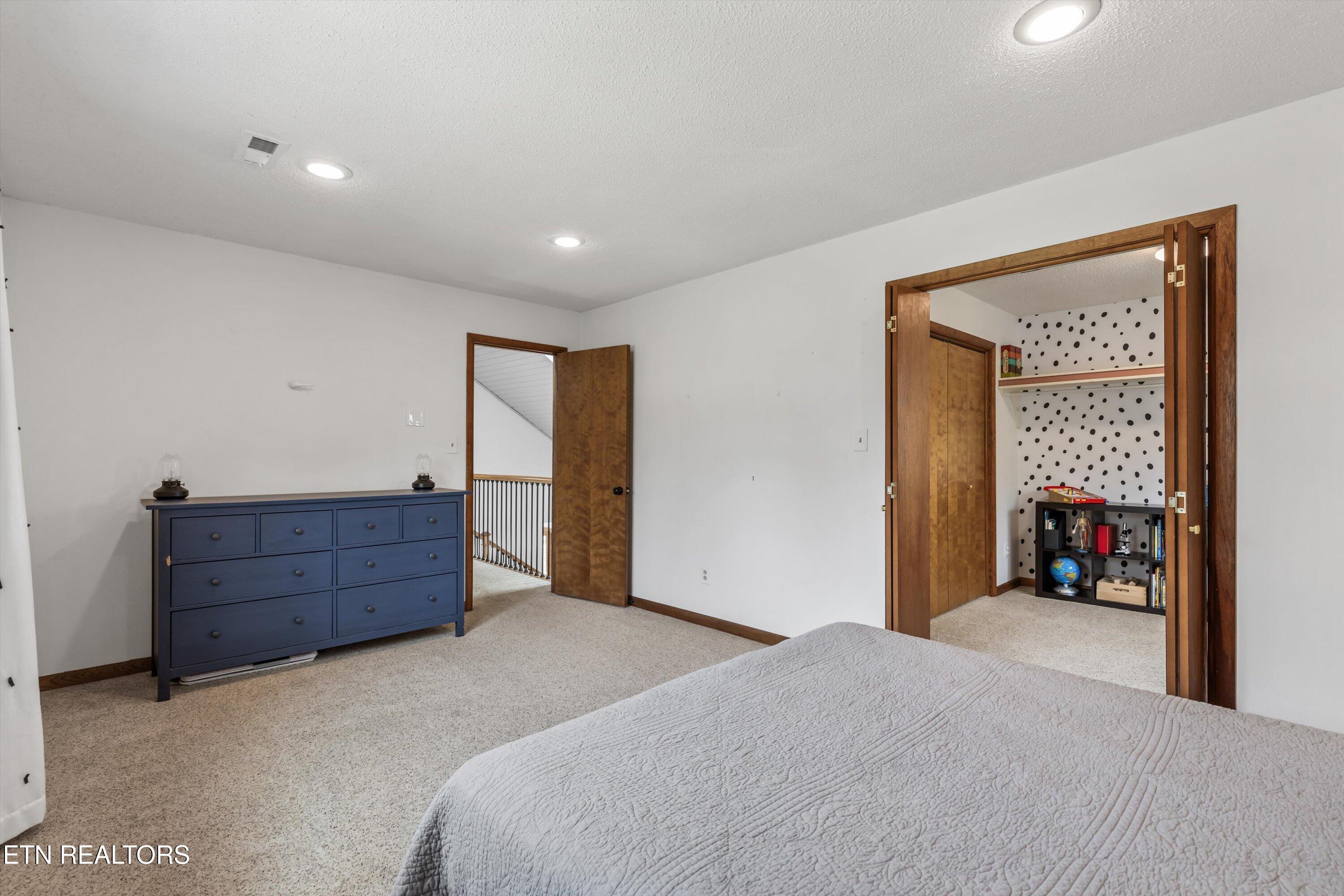 405 Sugarwood Drive Knoxville TN 37934
