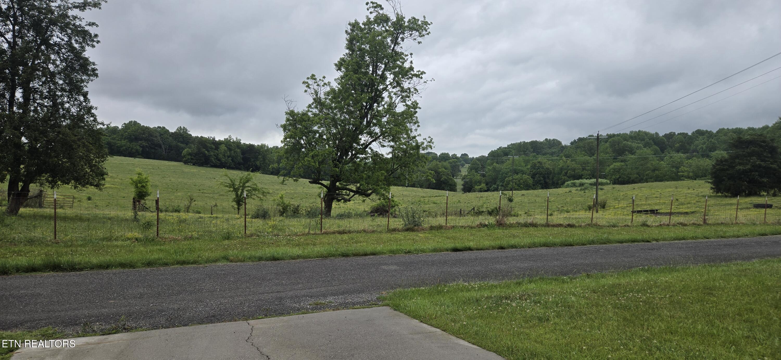 144 Vineyard Road Sweetwater TN 37874