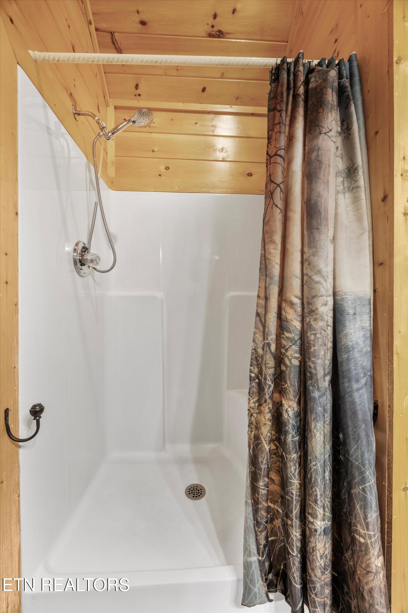1723 High Rock Way Sevierville TN 37862