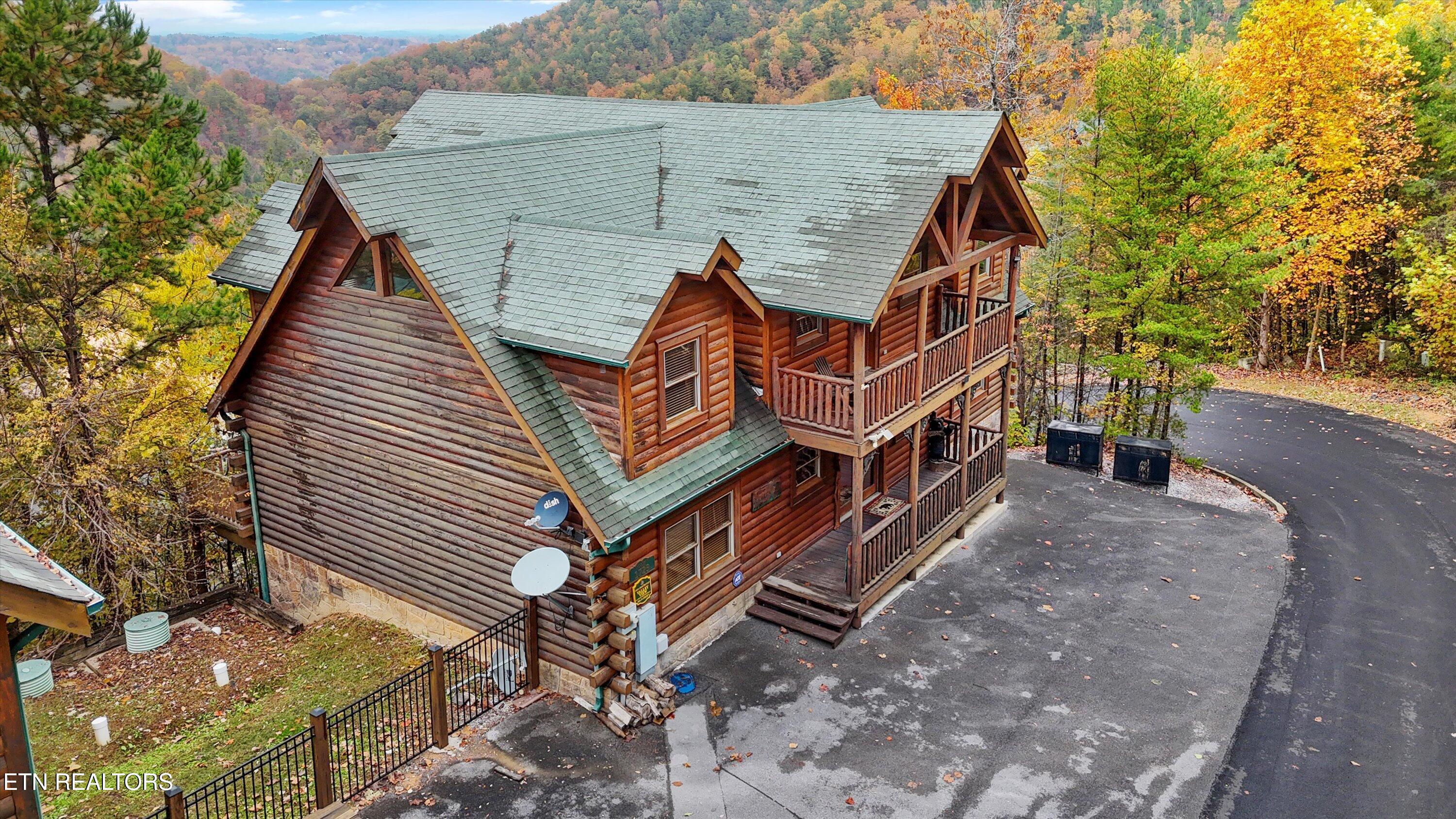 1723 High Rock Way Sevierville TN 37862