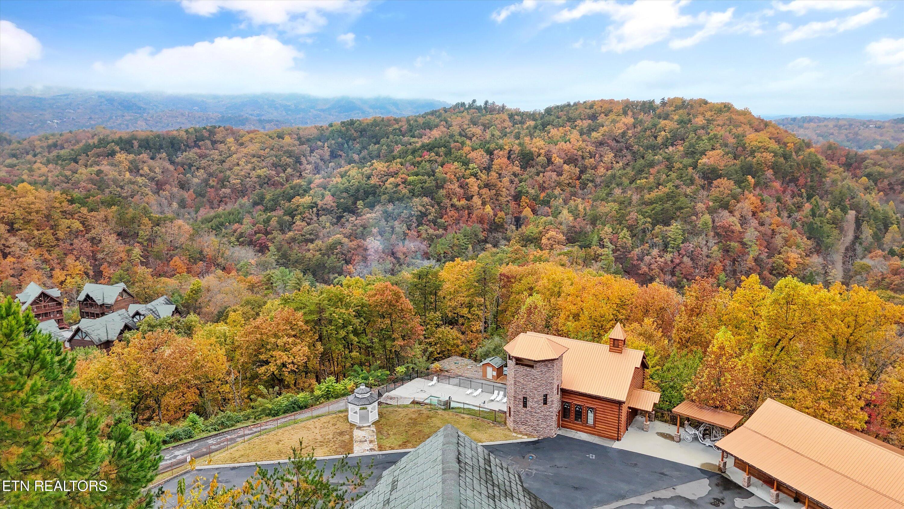 1723 High Rock Way Sevierville TN 37862