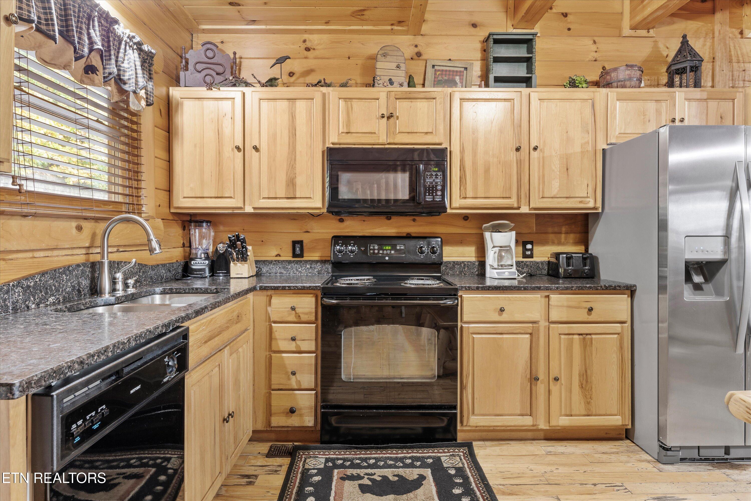 1723 High Rock Way Sevierville TN 37862