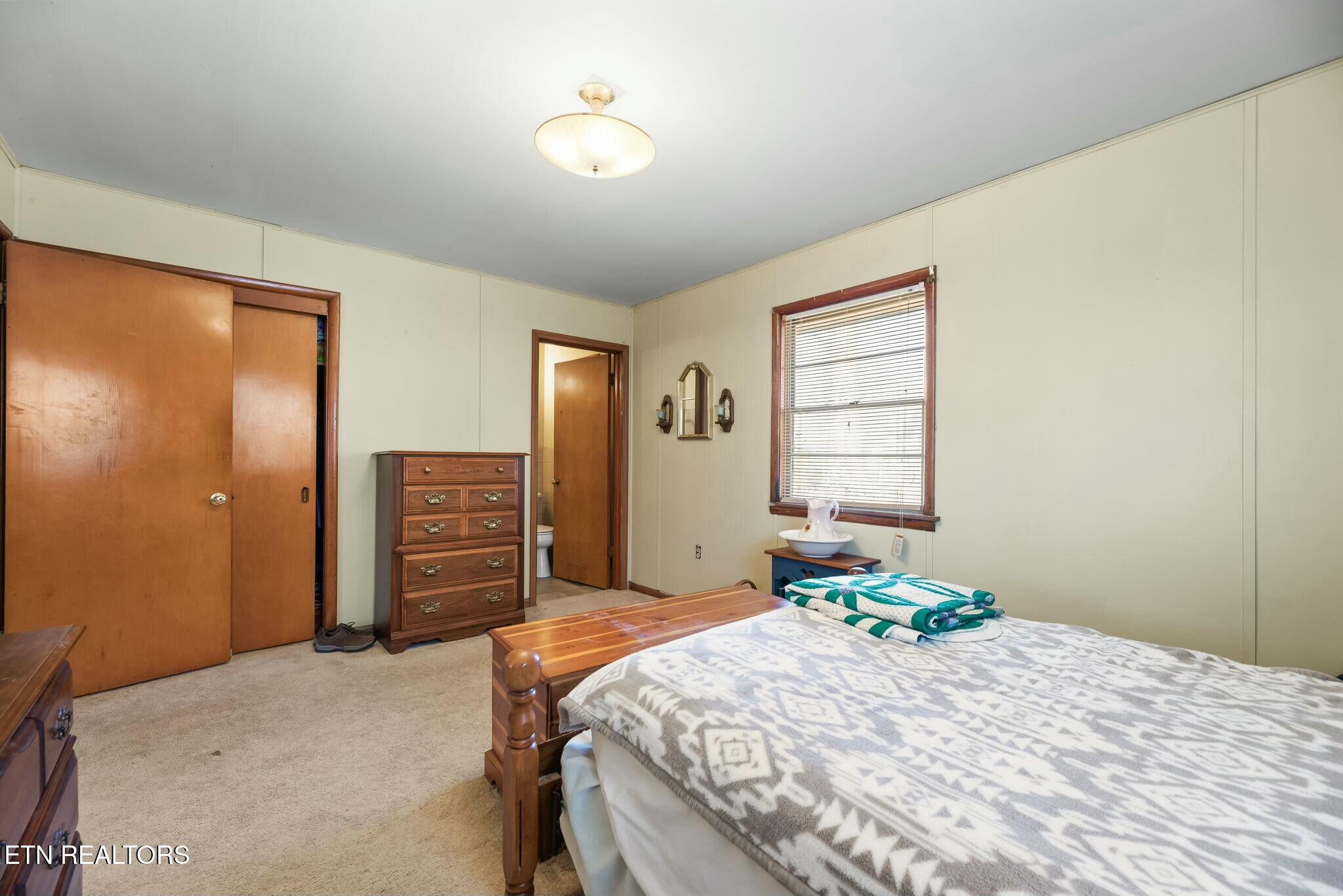 2629 Rahn Avenue Maryville TN 37804