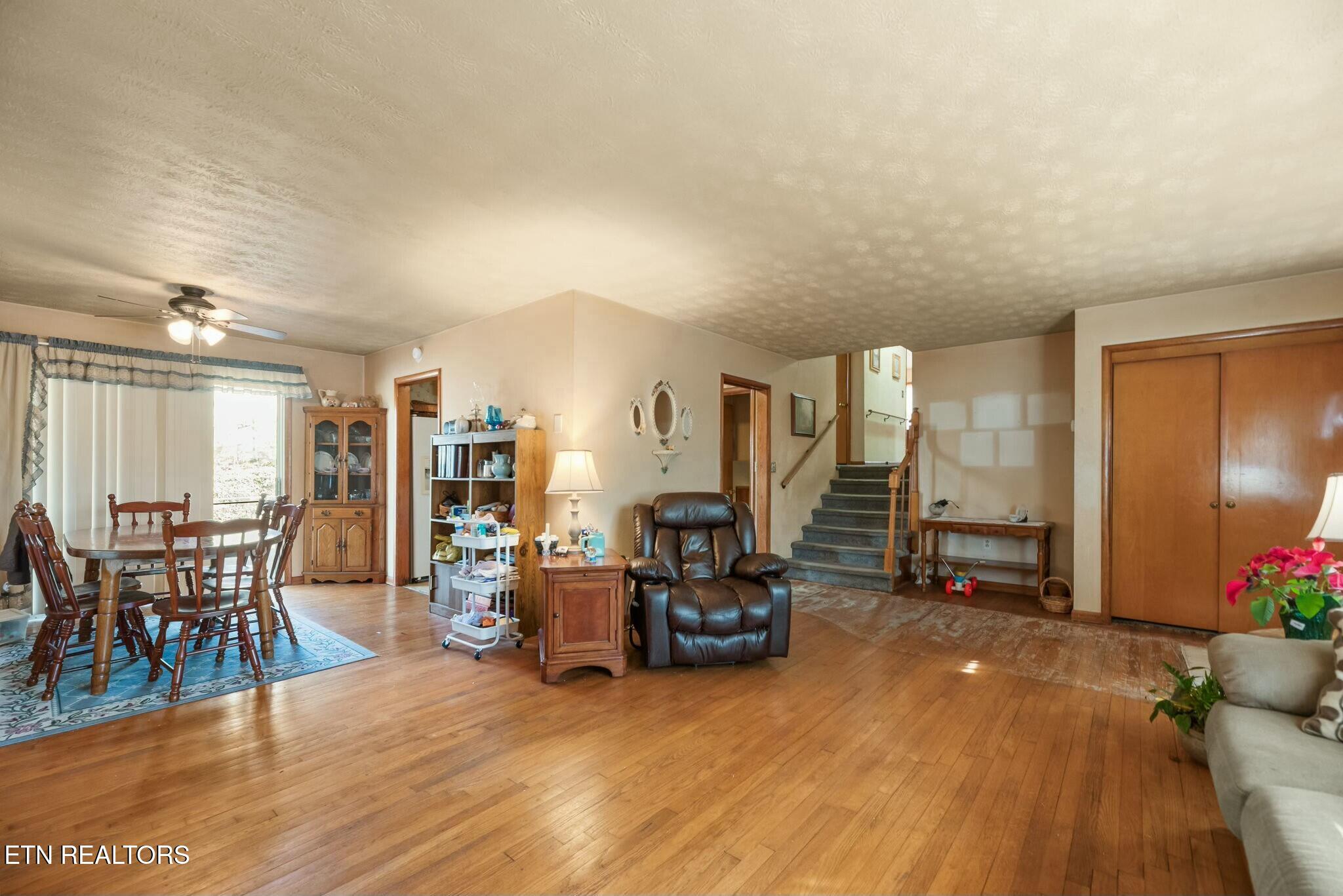 2629 Rahn Avenue Maryville TN 37804