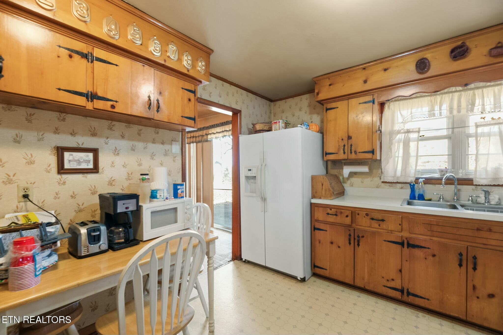 2629 Rahn Avenue Maryville TN 37804
