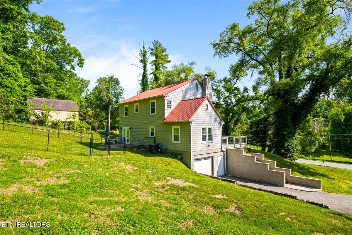 710 S Tennessee Avenue Lafollette TN 37766