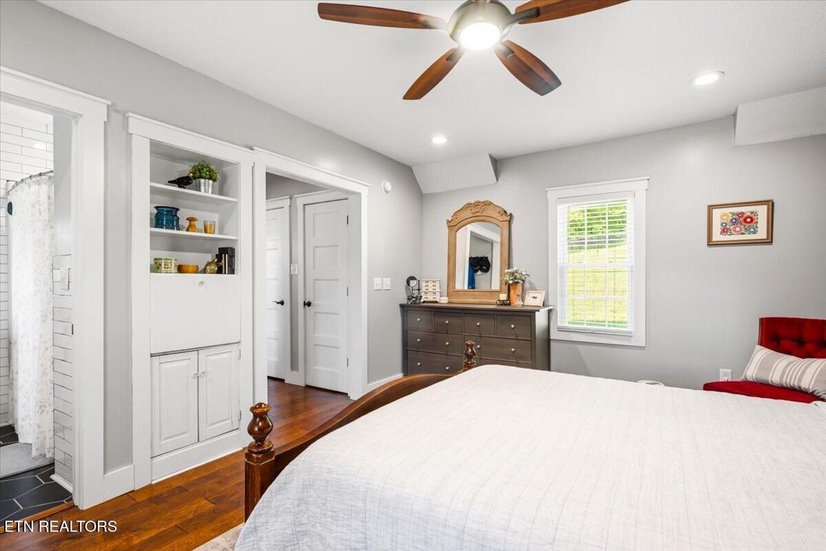710 S Tennessee Avenue Lafollette TN 37766