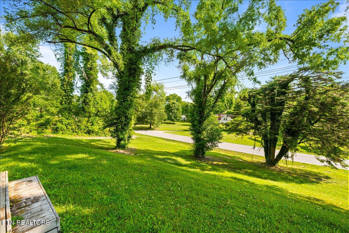 710 S Tennessee Avenue Lafollette TN 37766