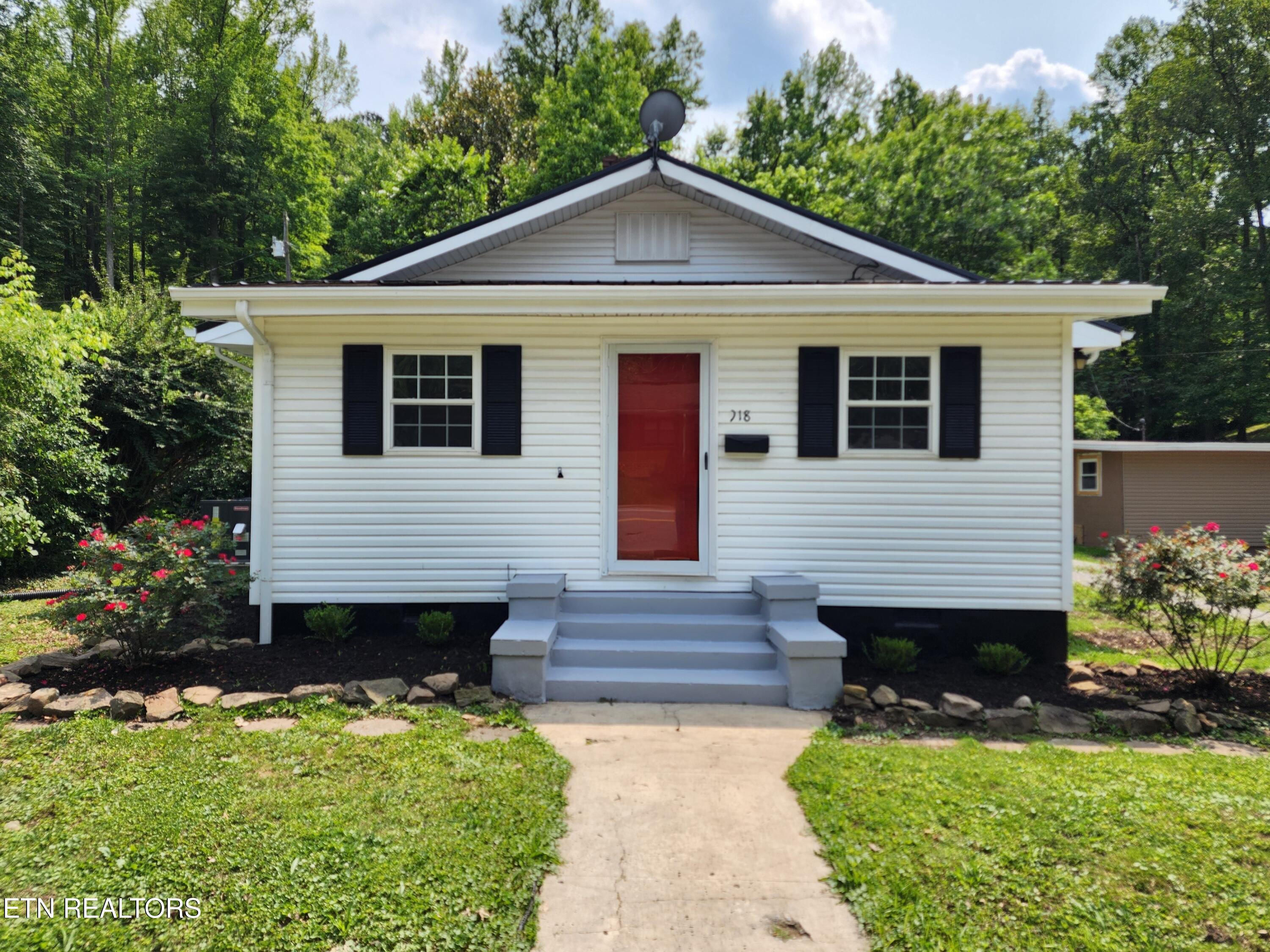 918 5th Street Jellico TN 37762