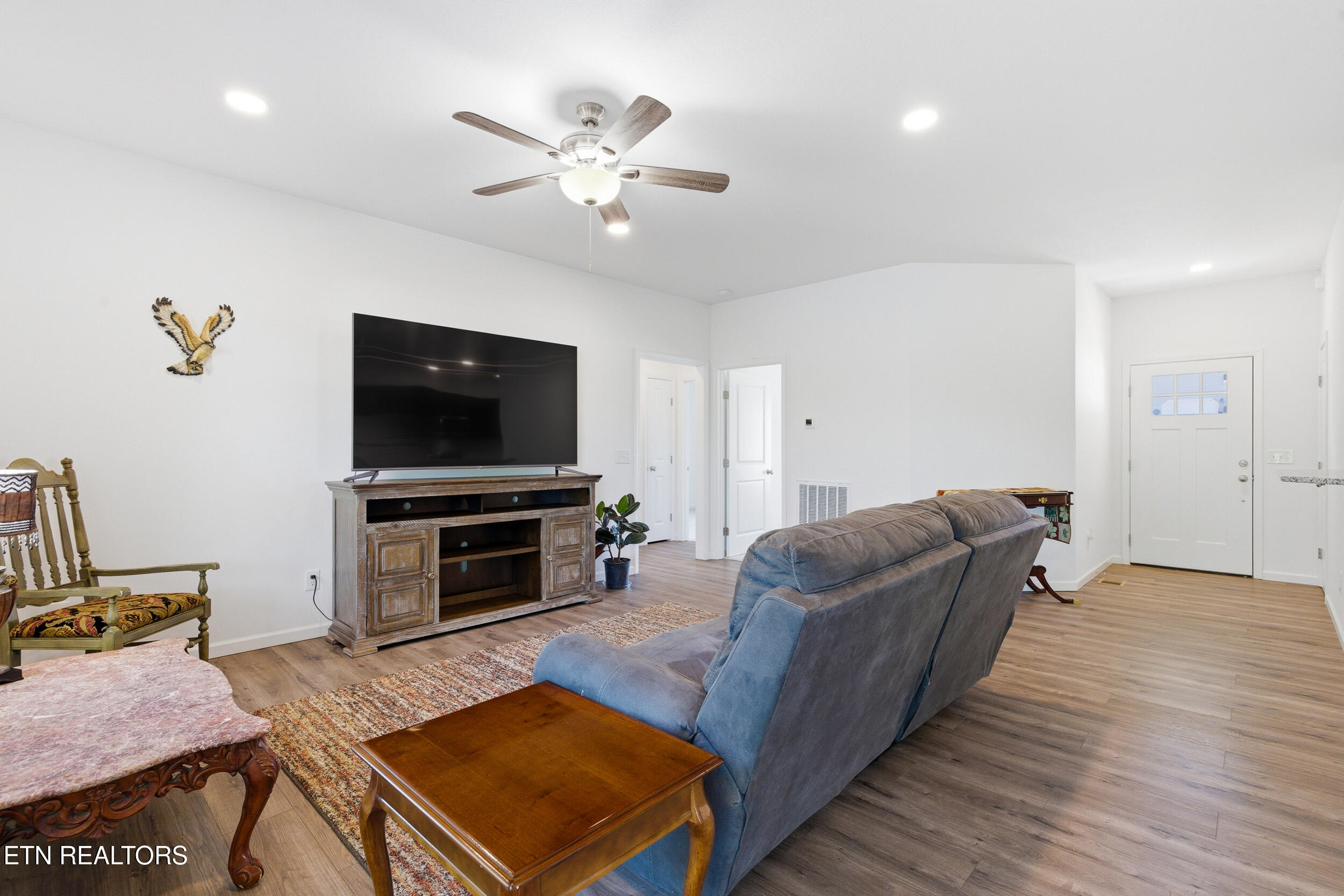 108 Wind Chase Way Madisonville TN 37354