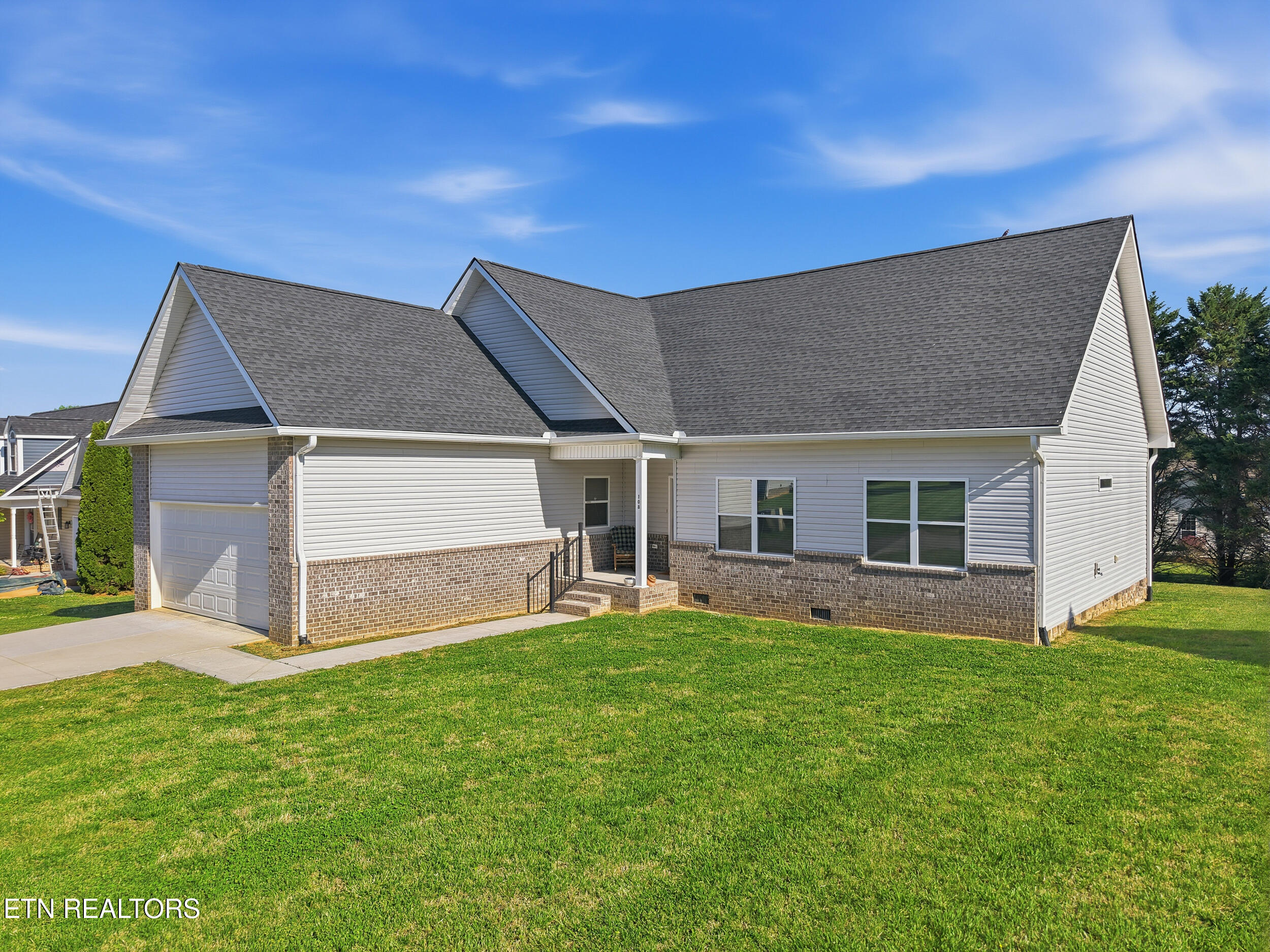108 Wind Chase Way Madisonville TN 37354