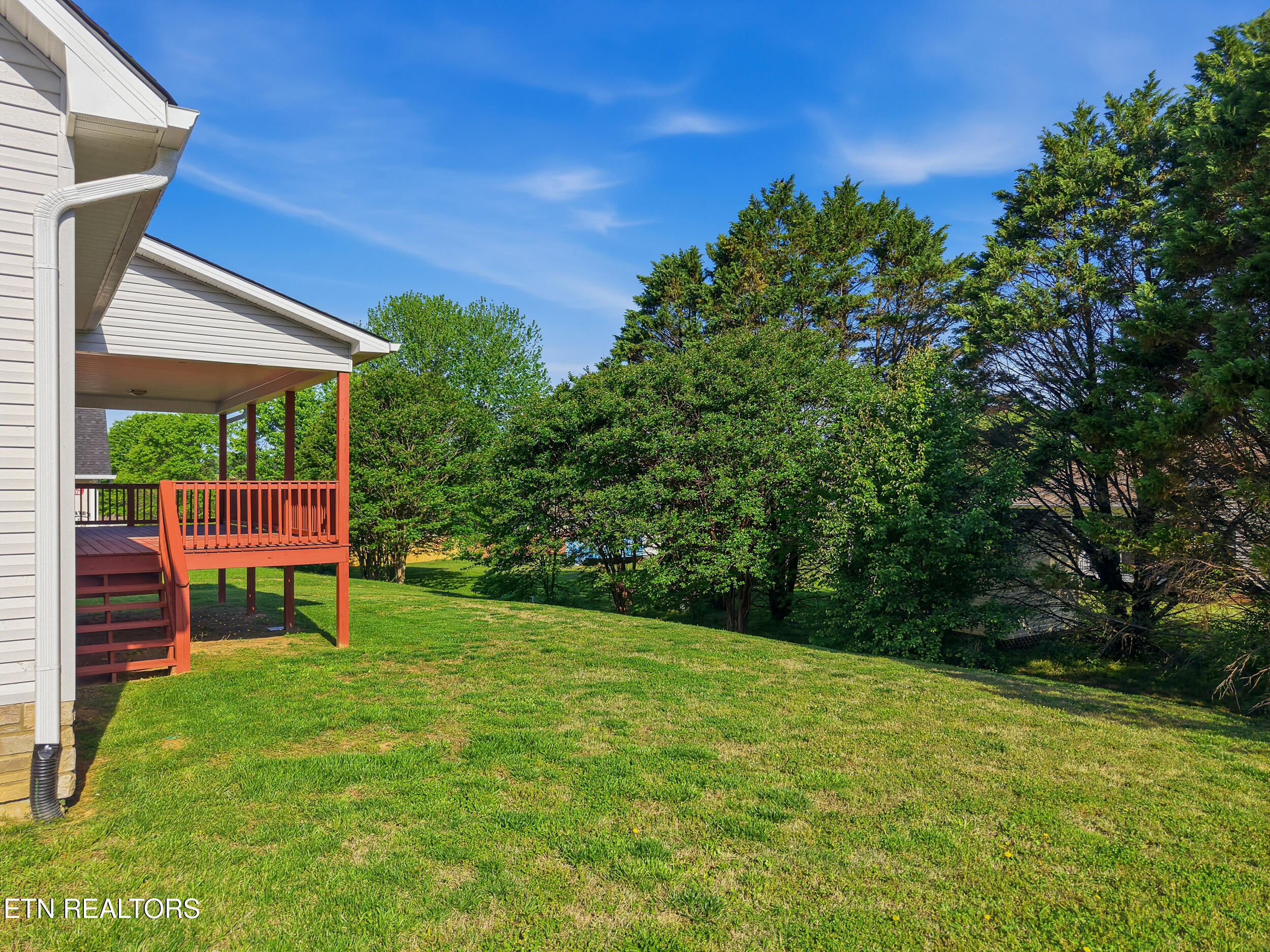 108 Wind Chase Way Madisonville TN 37354
