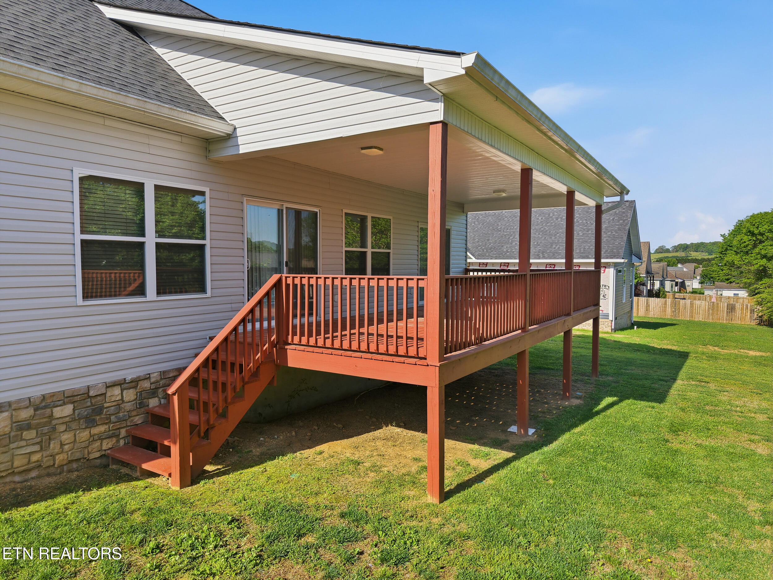 108 Wind Chase Way Madisonville TN 37354