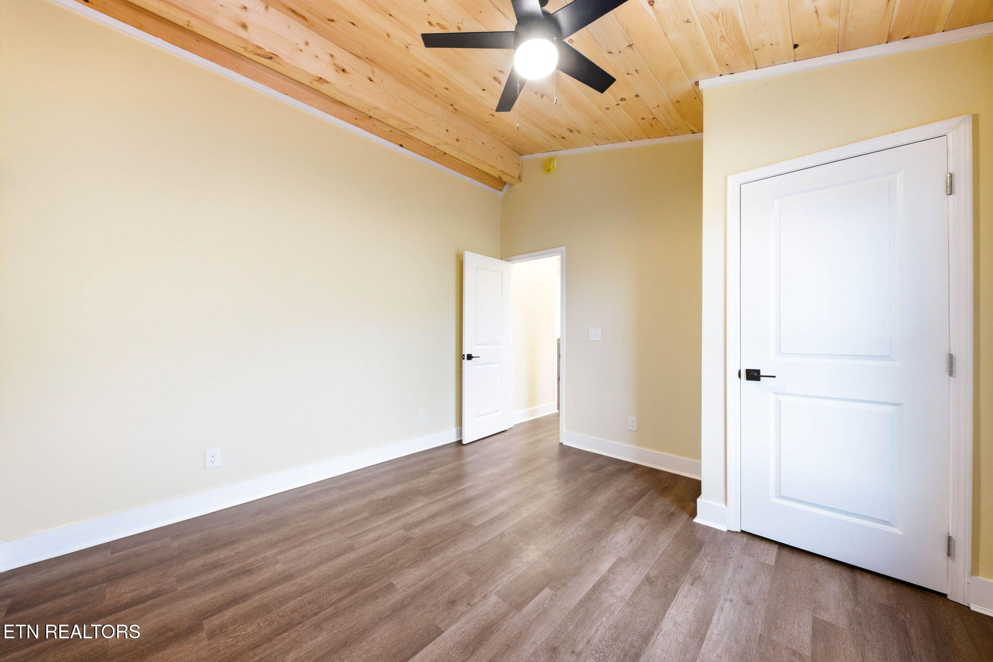 954 Glasgow Street Sevierville TN 37876