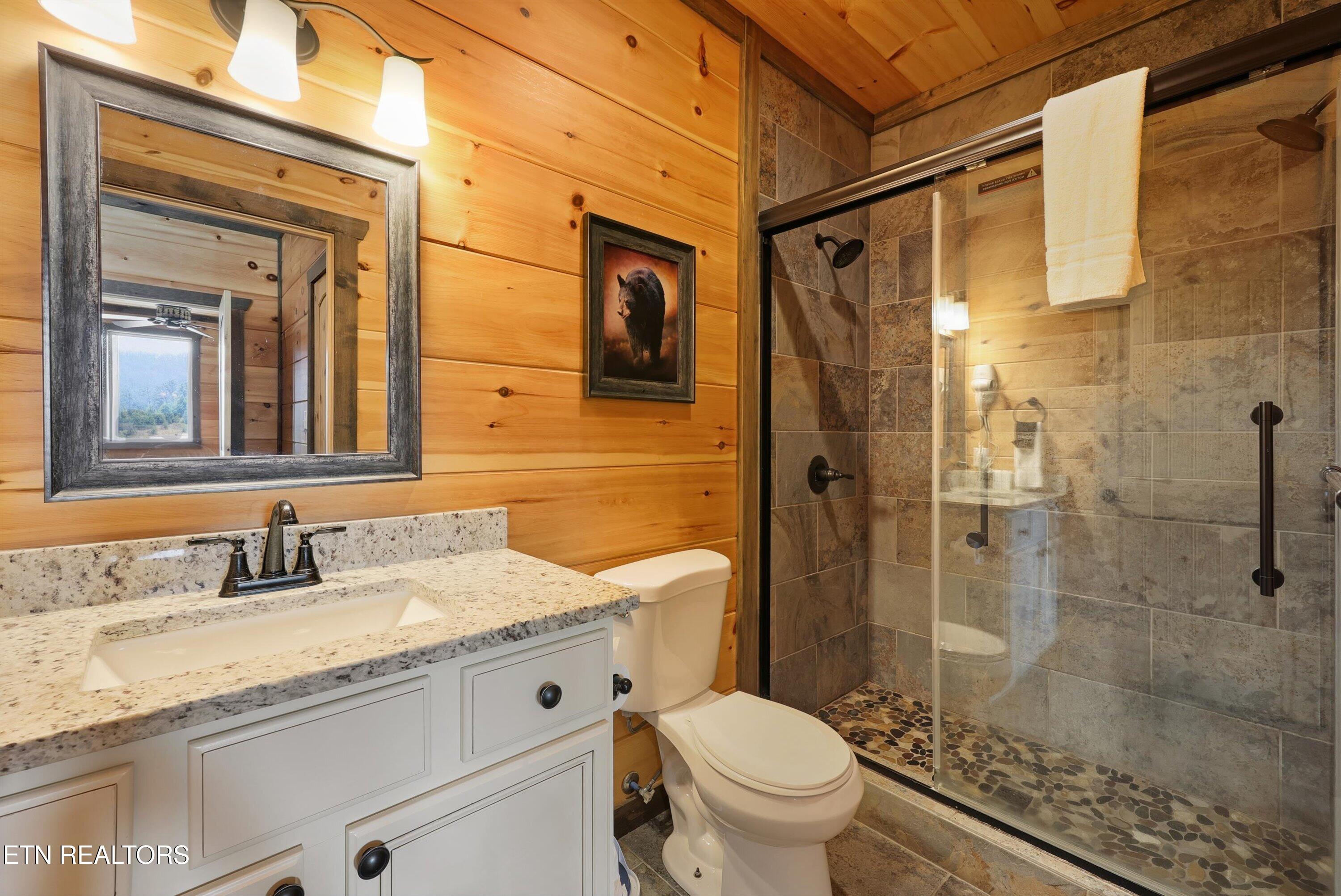 4541 Shangrila Way Sevierville TN 37876
