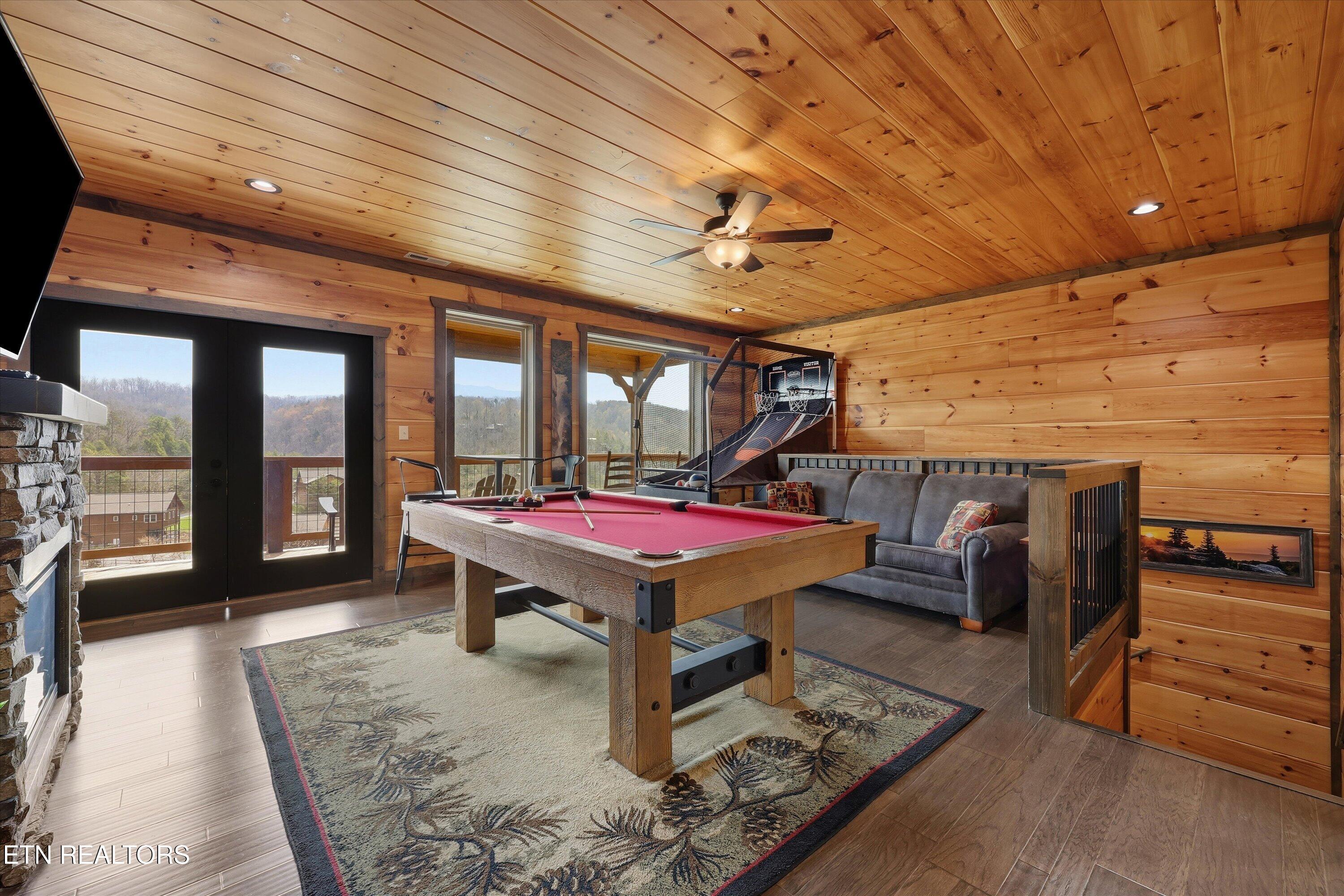 4541 Shangrila Way Sevierville TN 37876