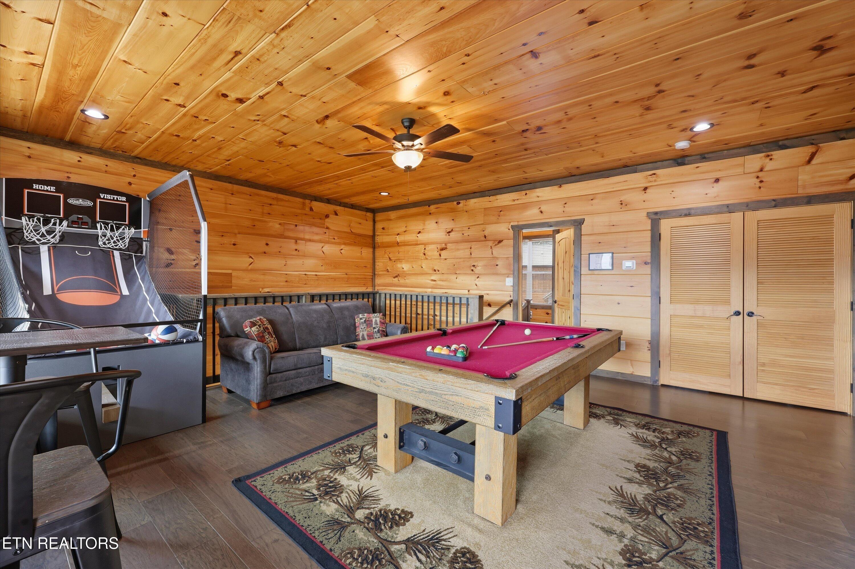 4541 Shangrila Way Sevierville TN 37876