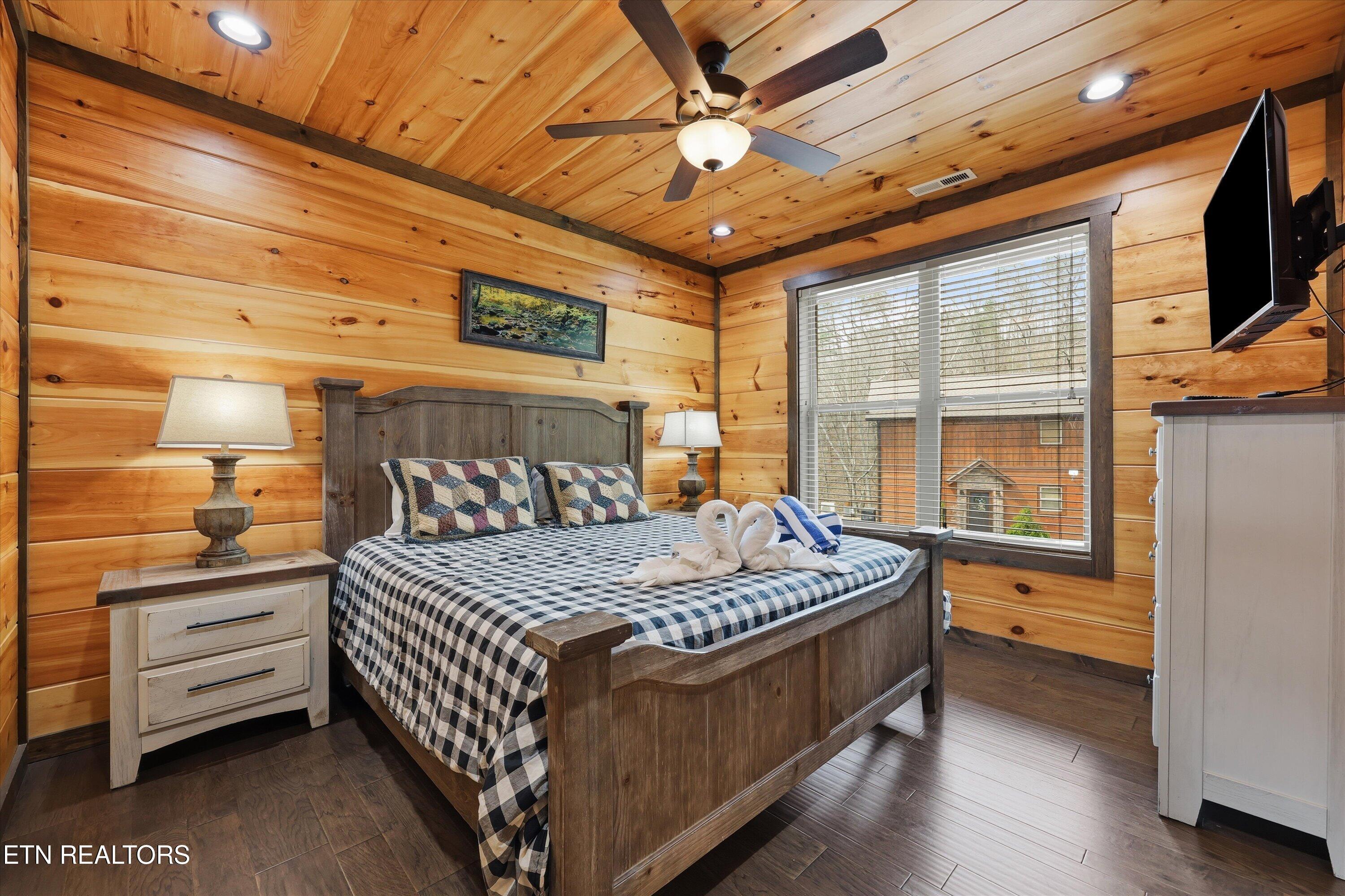 4541 Shangrila Way Sevierville TN 37876