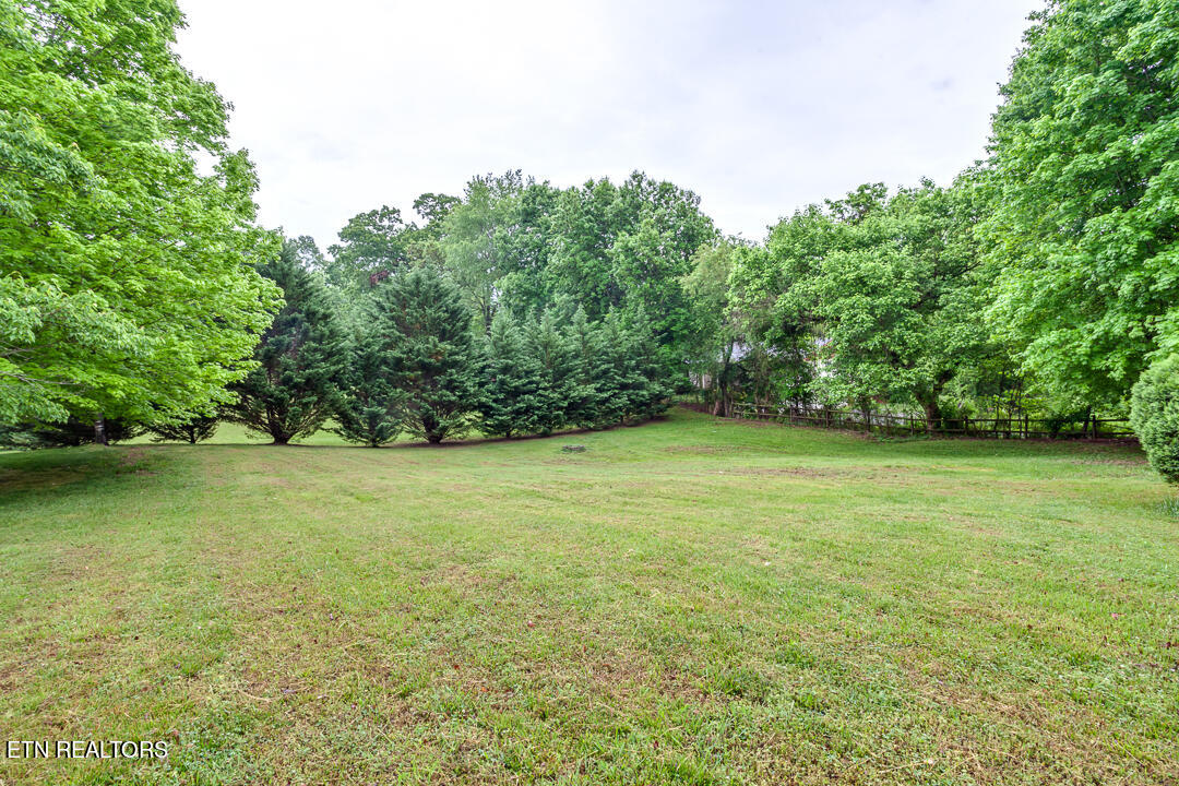 4642 Moon Lane Strawberry Plains TN 37871