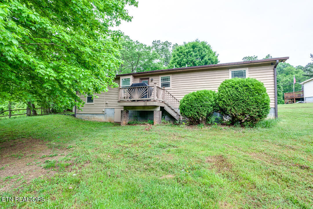 4642 Moon Lane Strawberry Plains TN 37871