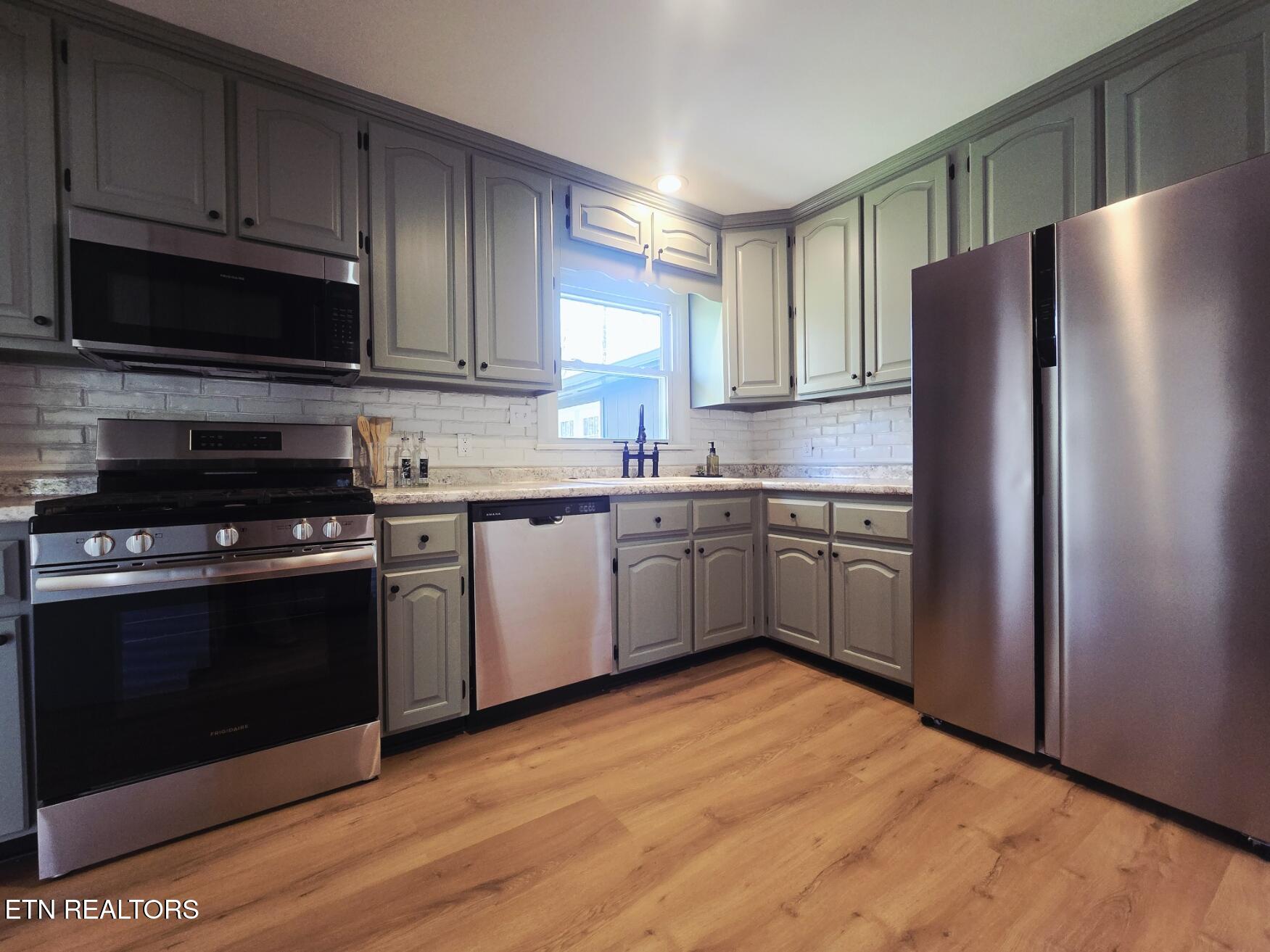 210 Dogwood Avenue Oneida TN 37841