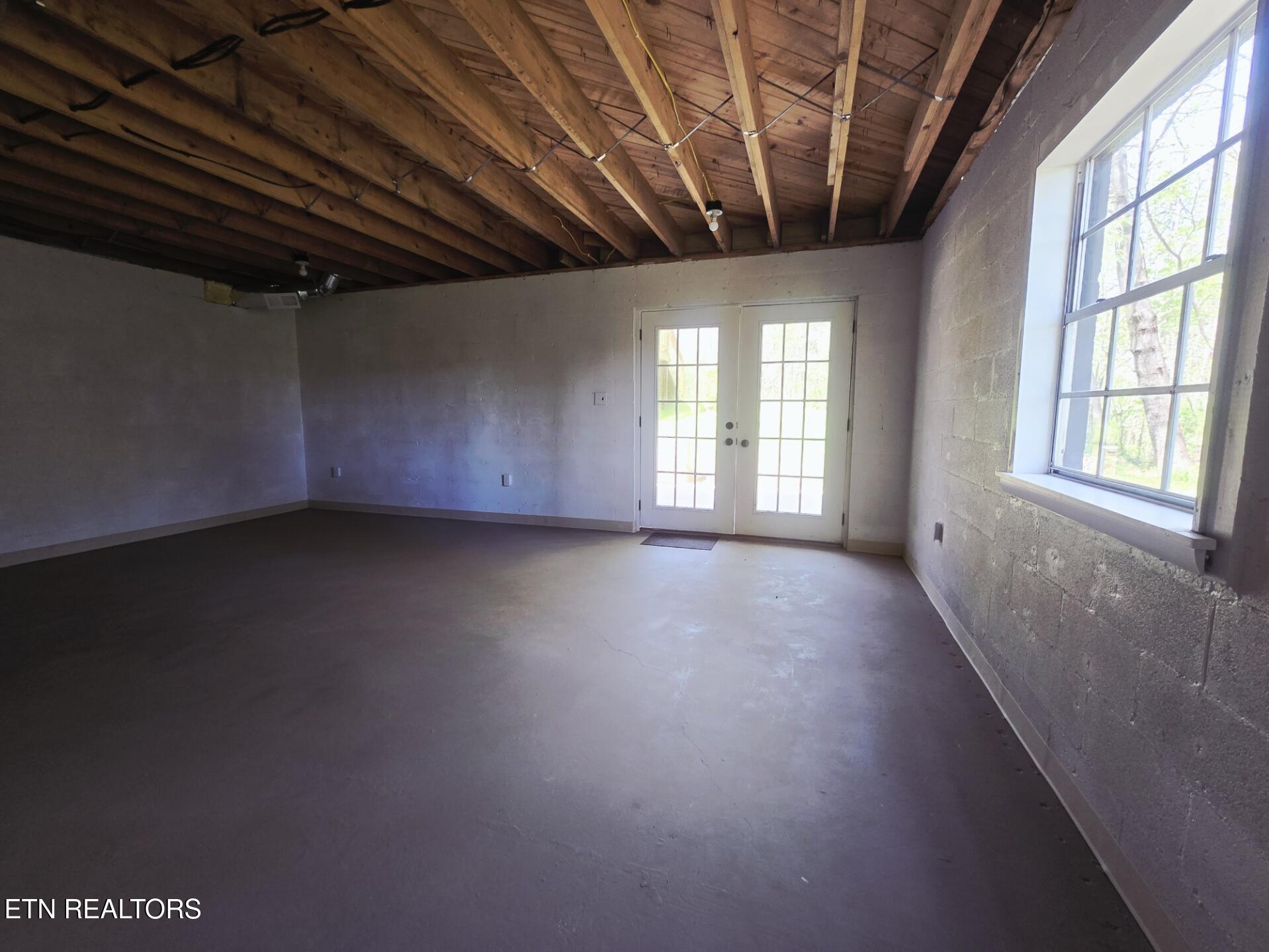 210 Dogwood Avenue Oneida TN 37841