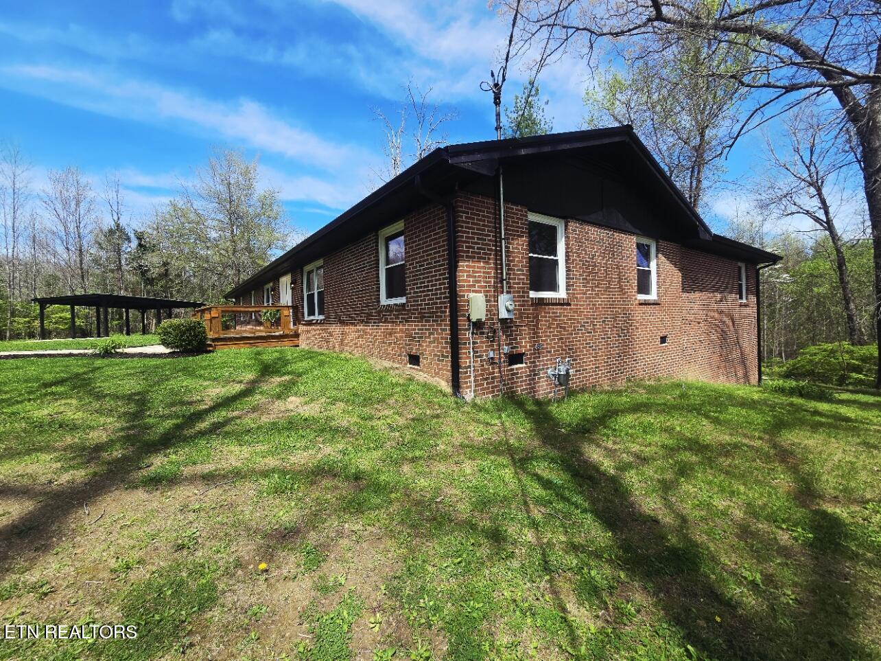 210 Dogwood Avenue Oneida TN 37841