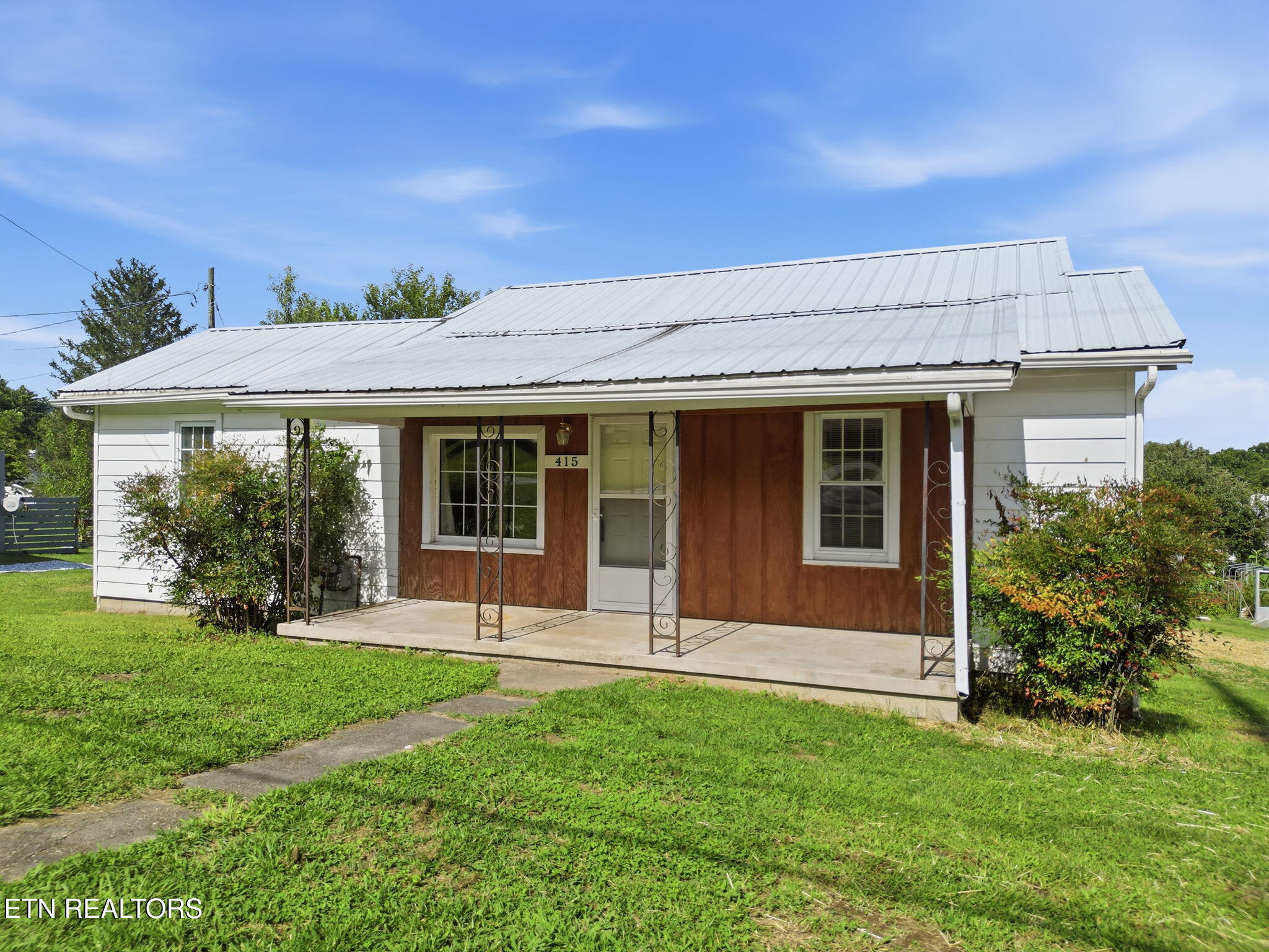415 Island Ford Road Jacksboro TN 37757