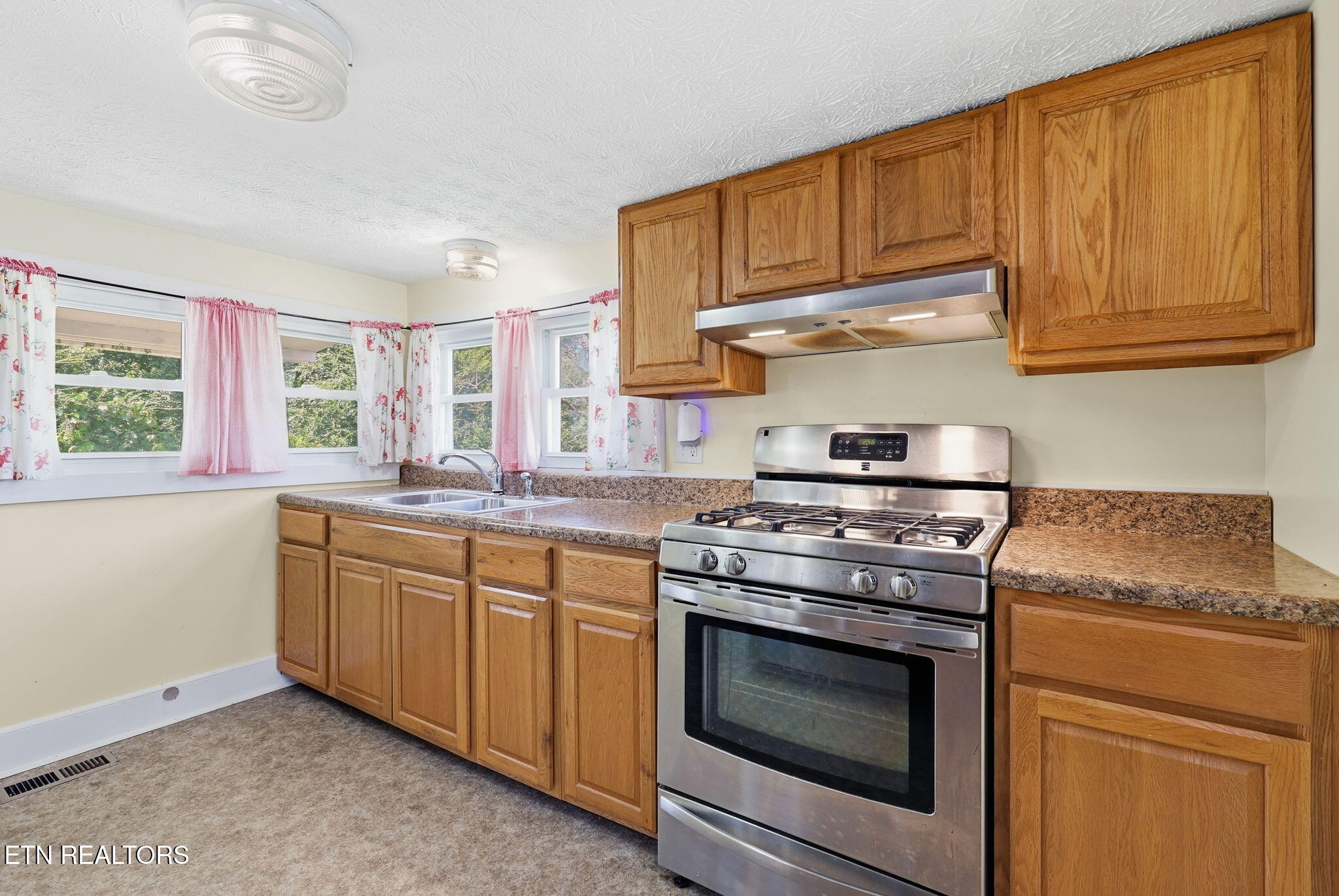 415 Island Ford Road Jacksboro TN 37757