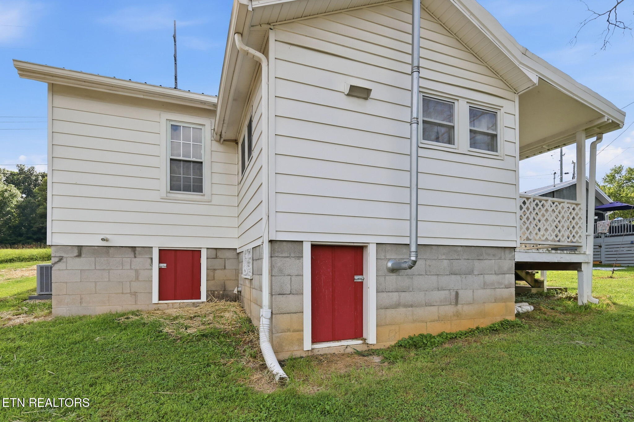 415 Island Ford Road Jacksboro TN 37757