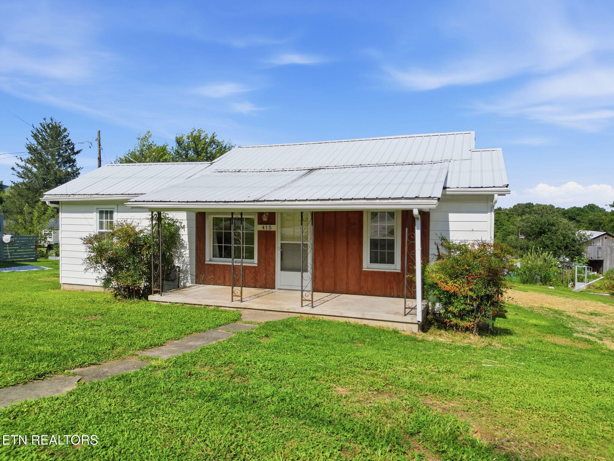 415 Island Ford Road Jacksboro TN 37757