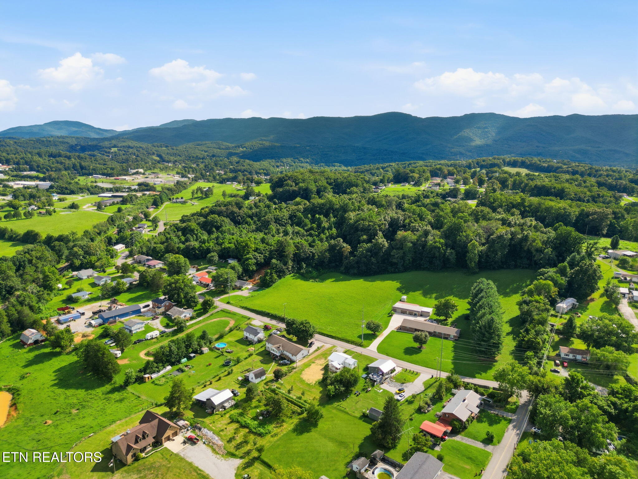 415 Island Ford Road Jacksboro TN 37757