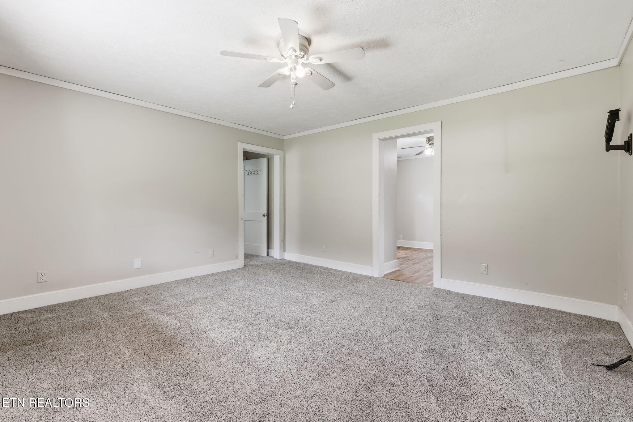 415 Island Ford Road Jacksboro TN 37757