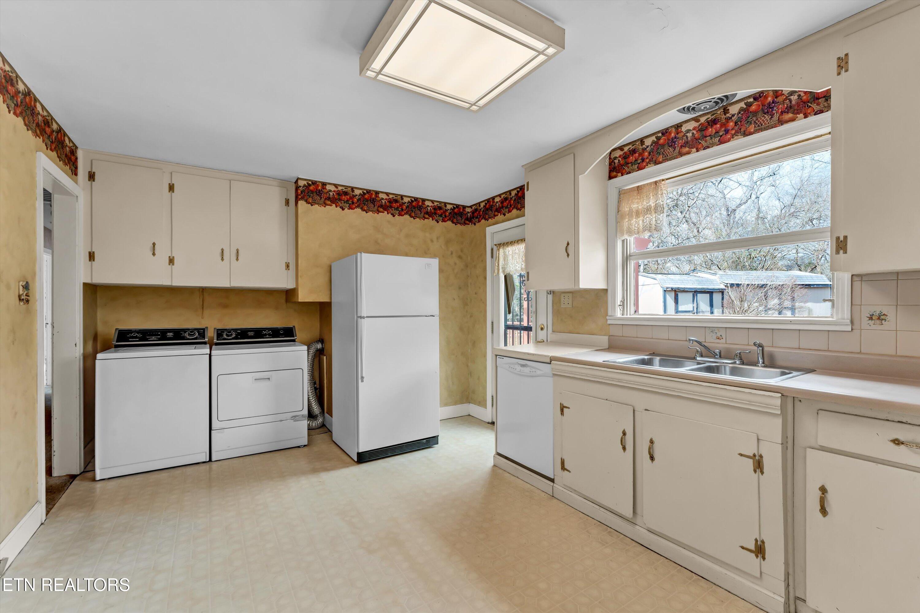5819 Holston Hills Road Knoxville TN 37914
