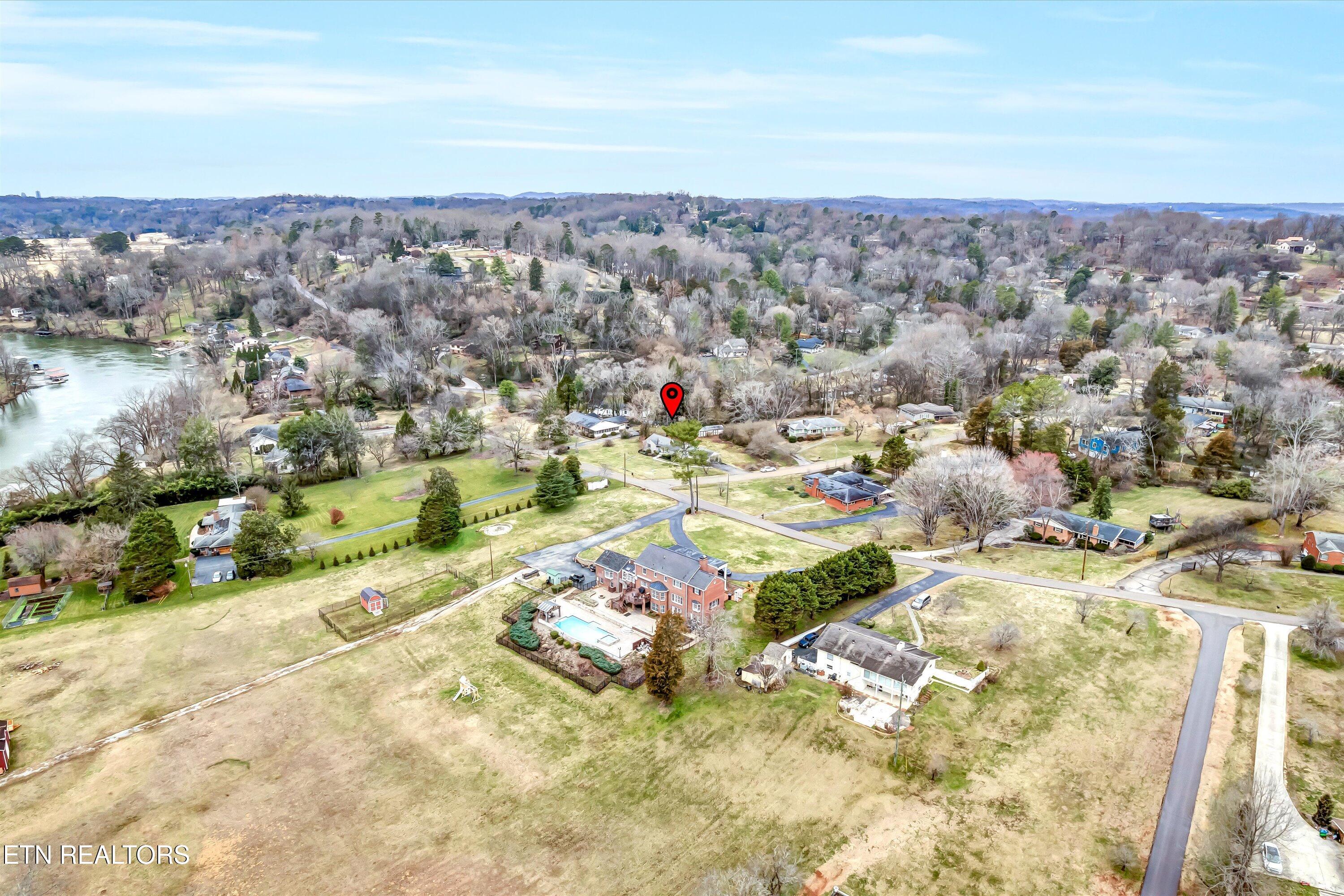 5819 Holston Hills Road Knoxville TN 37914