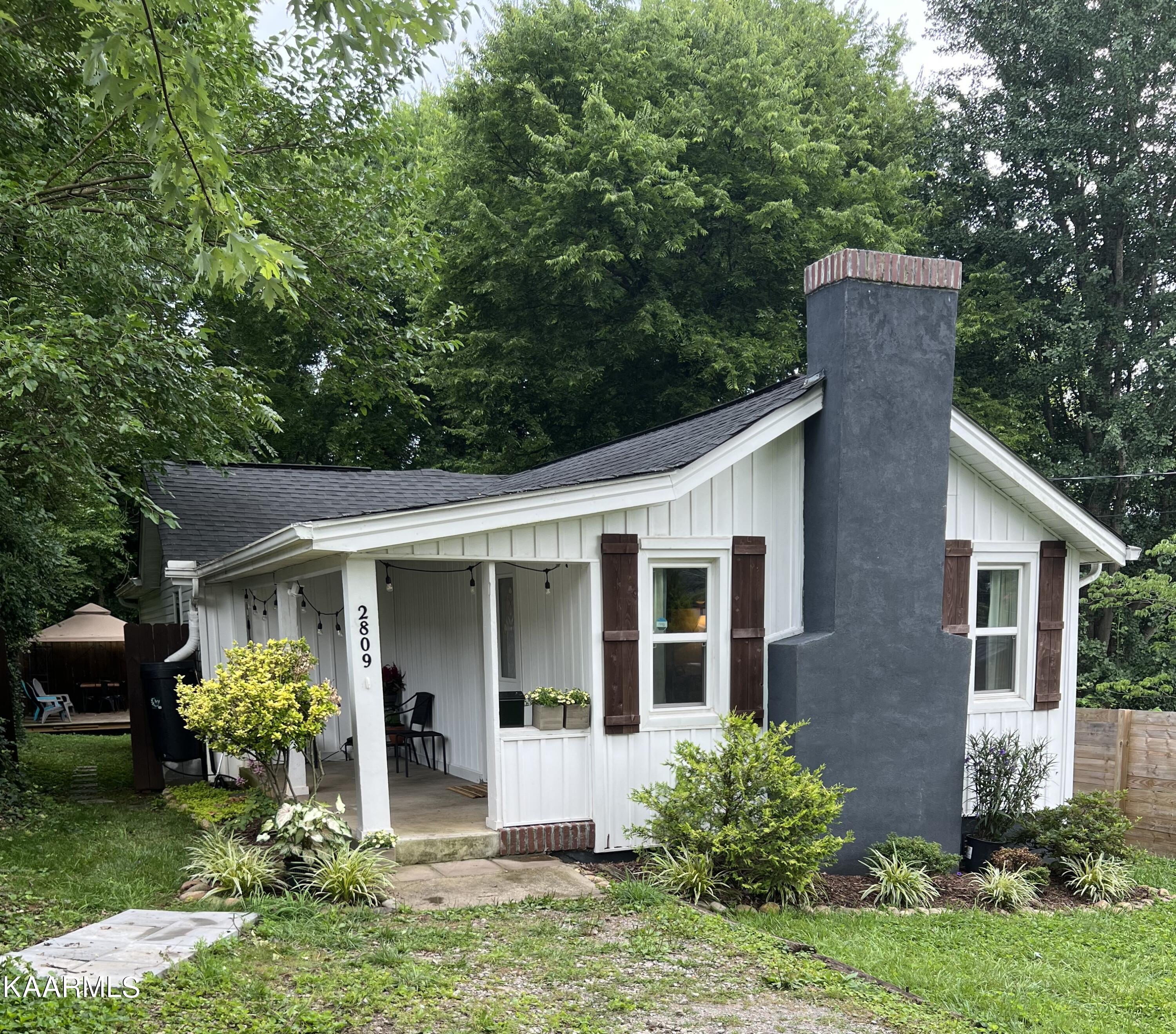 2809 Barton Street Knoxville TN 37917