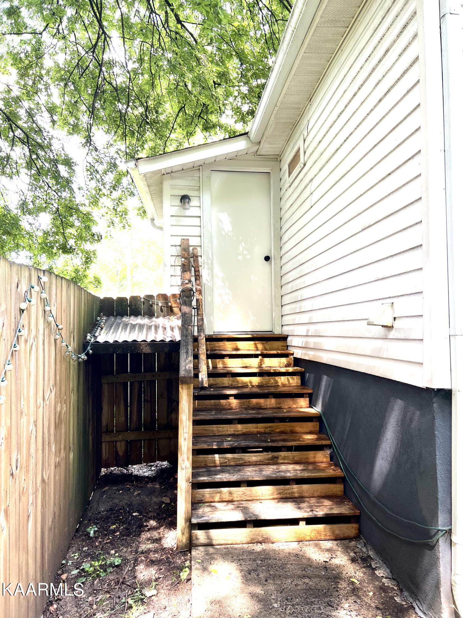 2809 Barton Street Knoxville TN 37917
