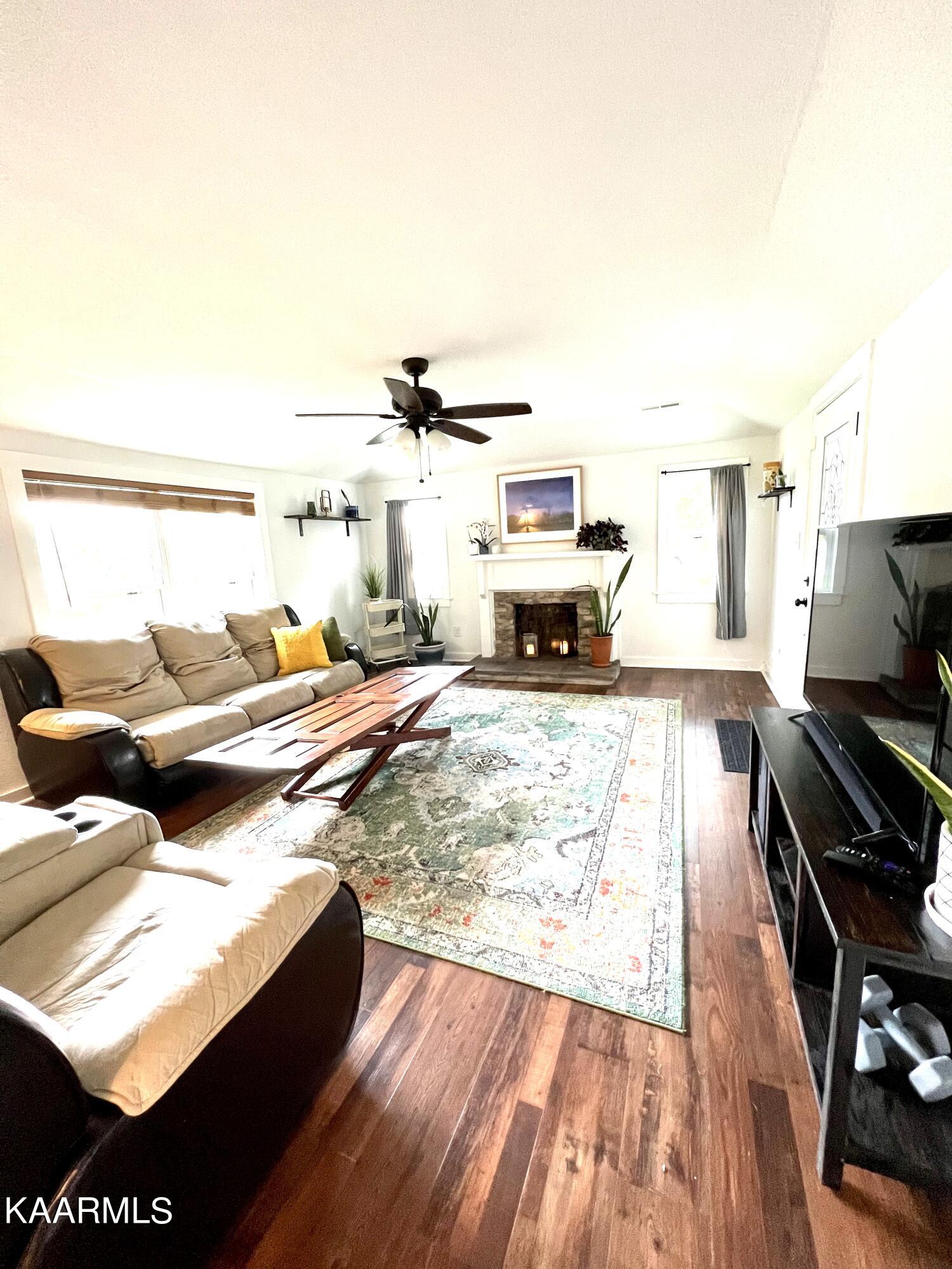 2809 Barton Street Knoxville TN 37917