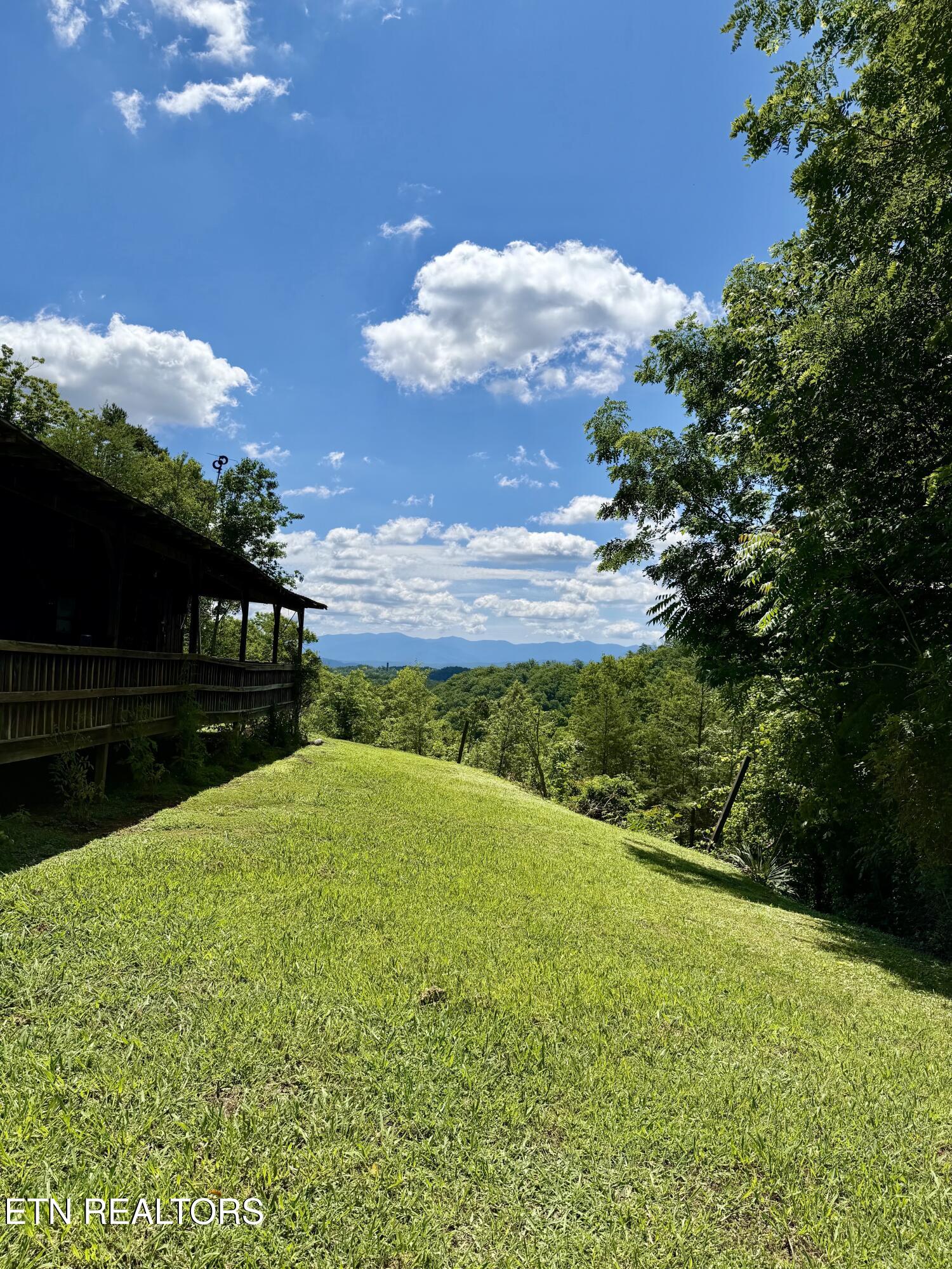 1798 Seagle Hollow Road Sevierville TN 37876