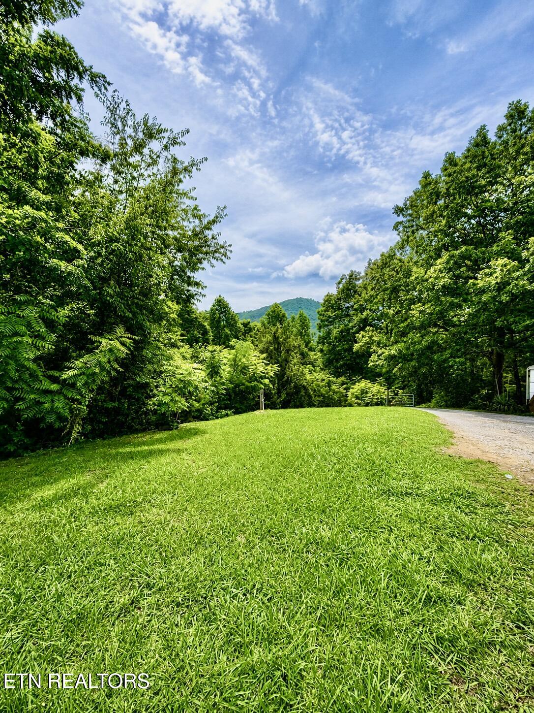 1798 Seagle Hollow Road Sevierville TN 37876